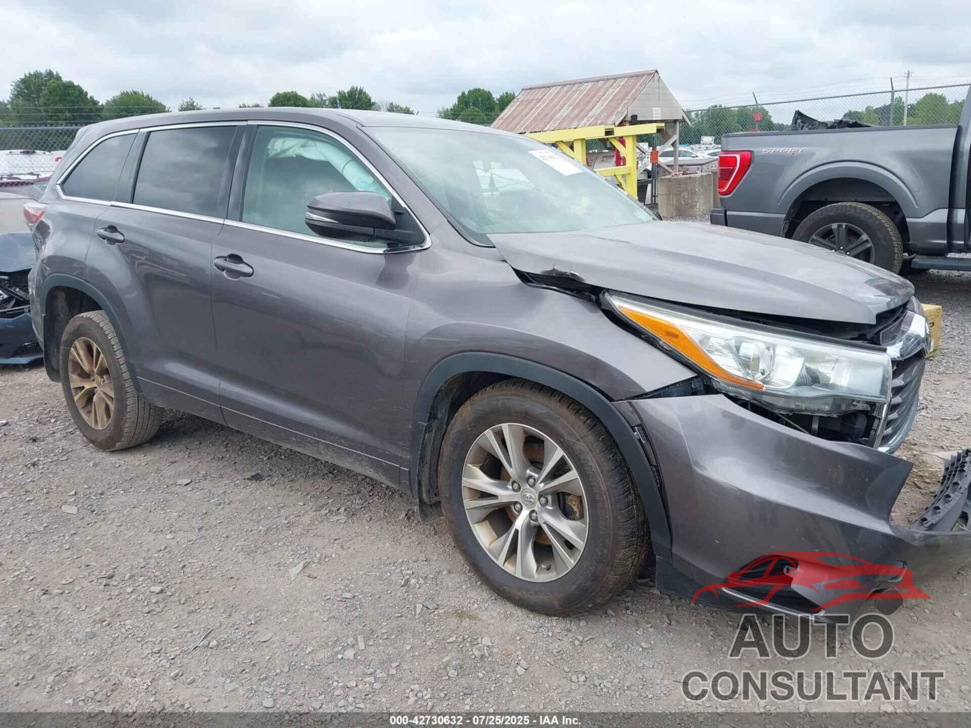 TOYOTA HIGHLANDER 2015 - 5TDBKRFH1FS202193