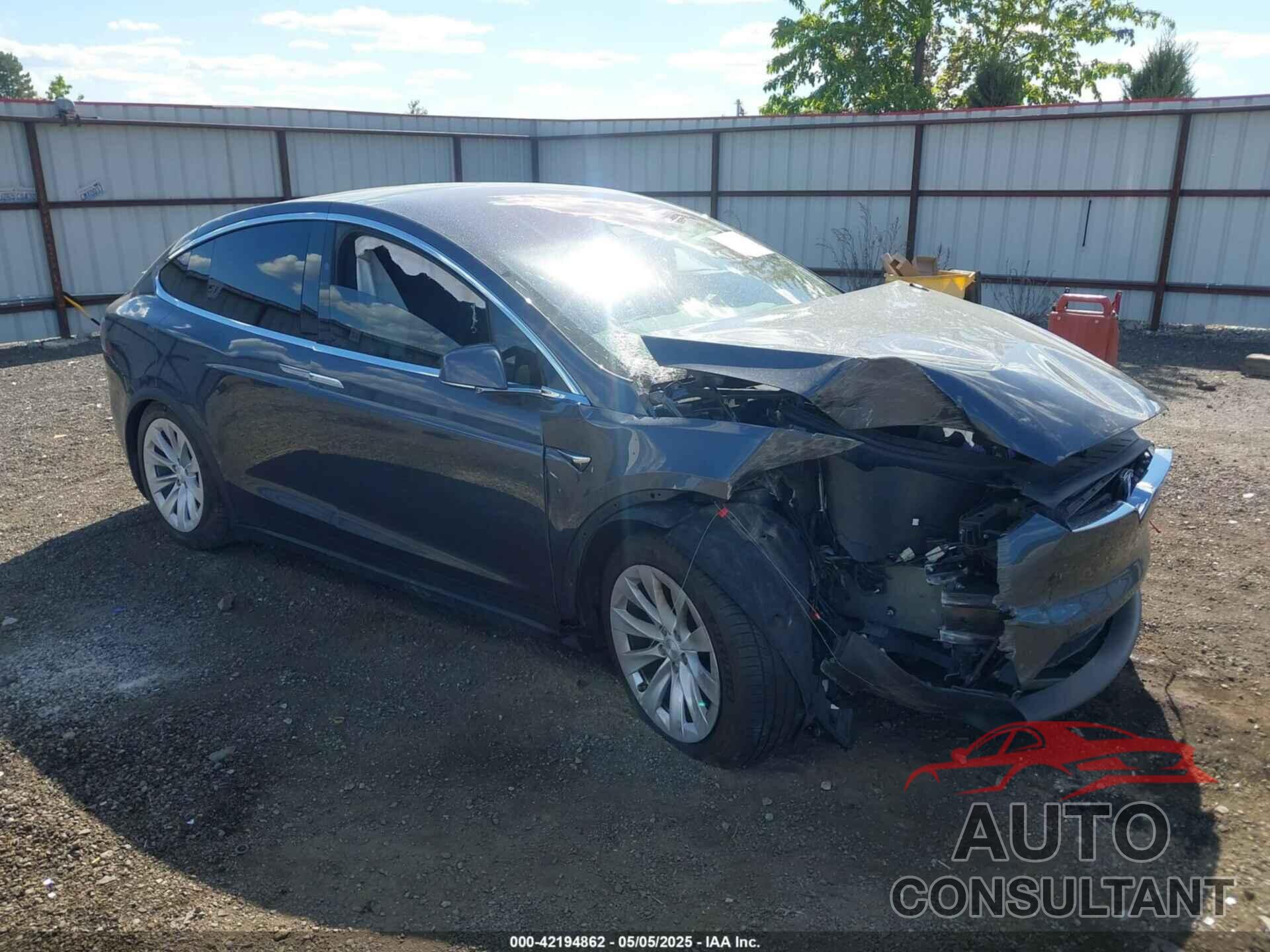 TESLA MODEL X 2020 - 5YJXCAE25LF260860