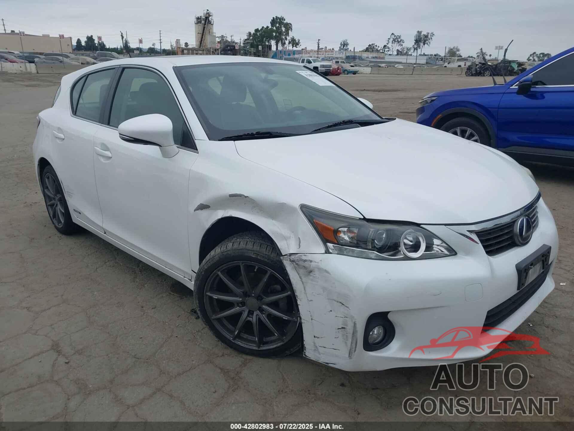 LEXUS CT 200H 2011 - JTHKD5BH2B2041037