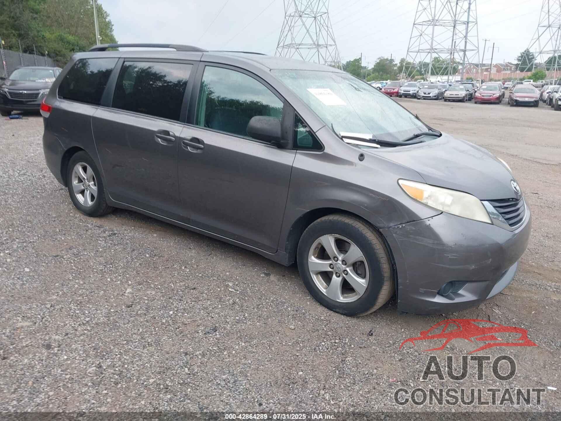 TOYOTA SIENNA 2013 - 5TDKK3DC5DS360683
