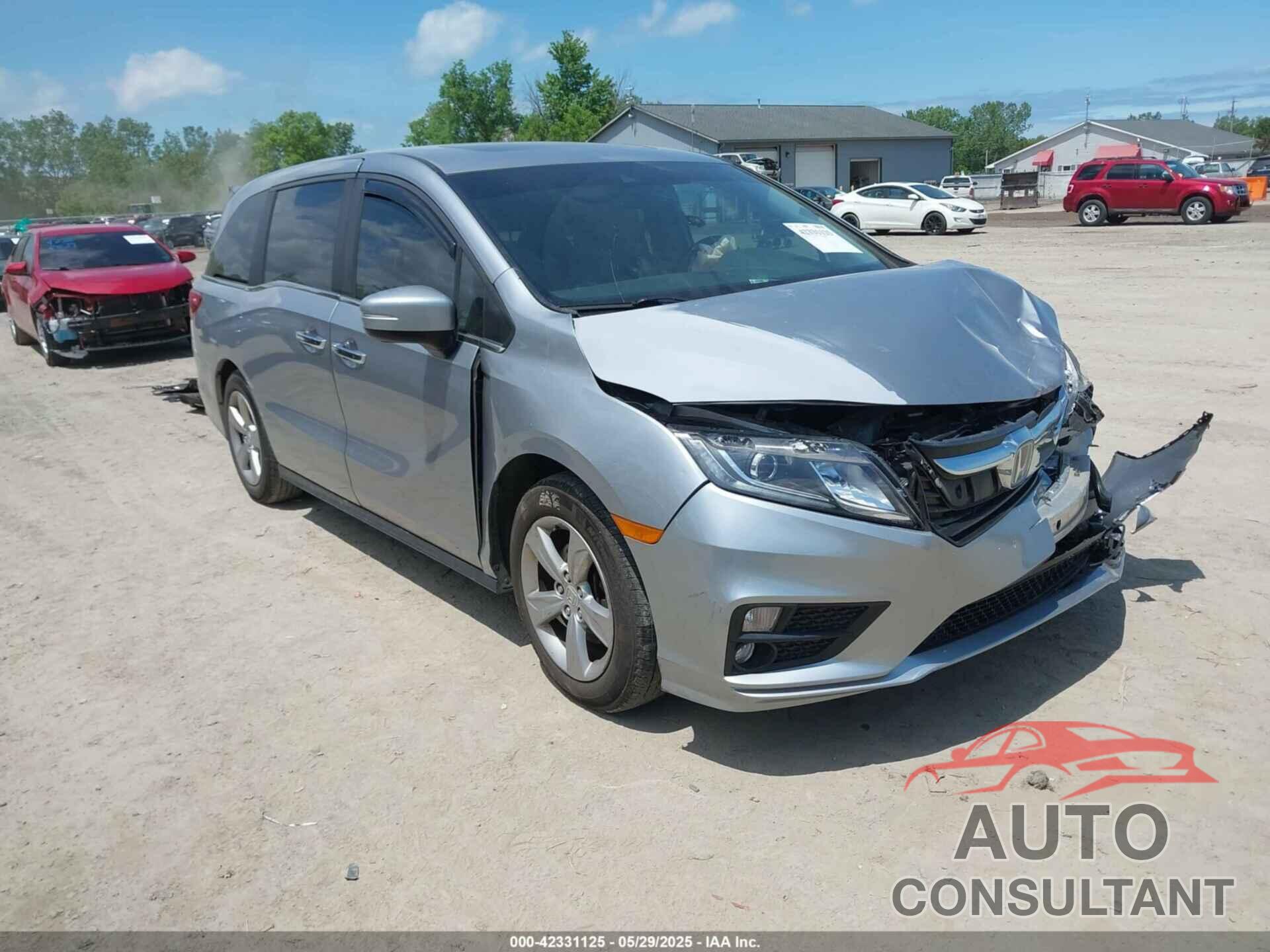 HONDA ODYSSEY 2018 - 5FNRL6H75JB109611