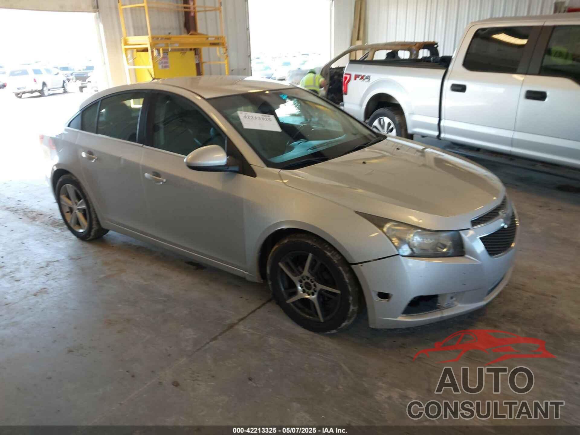 CHEVROLET CRUZE 2013 - 1G1PE5SB1D7323460