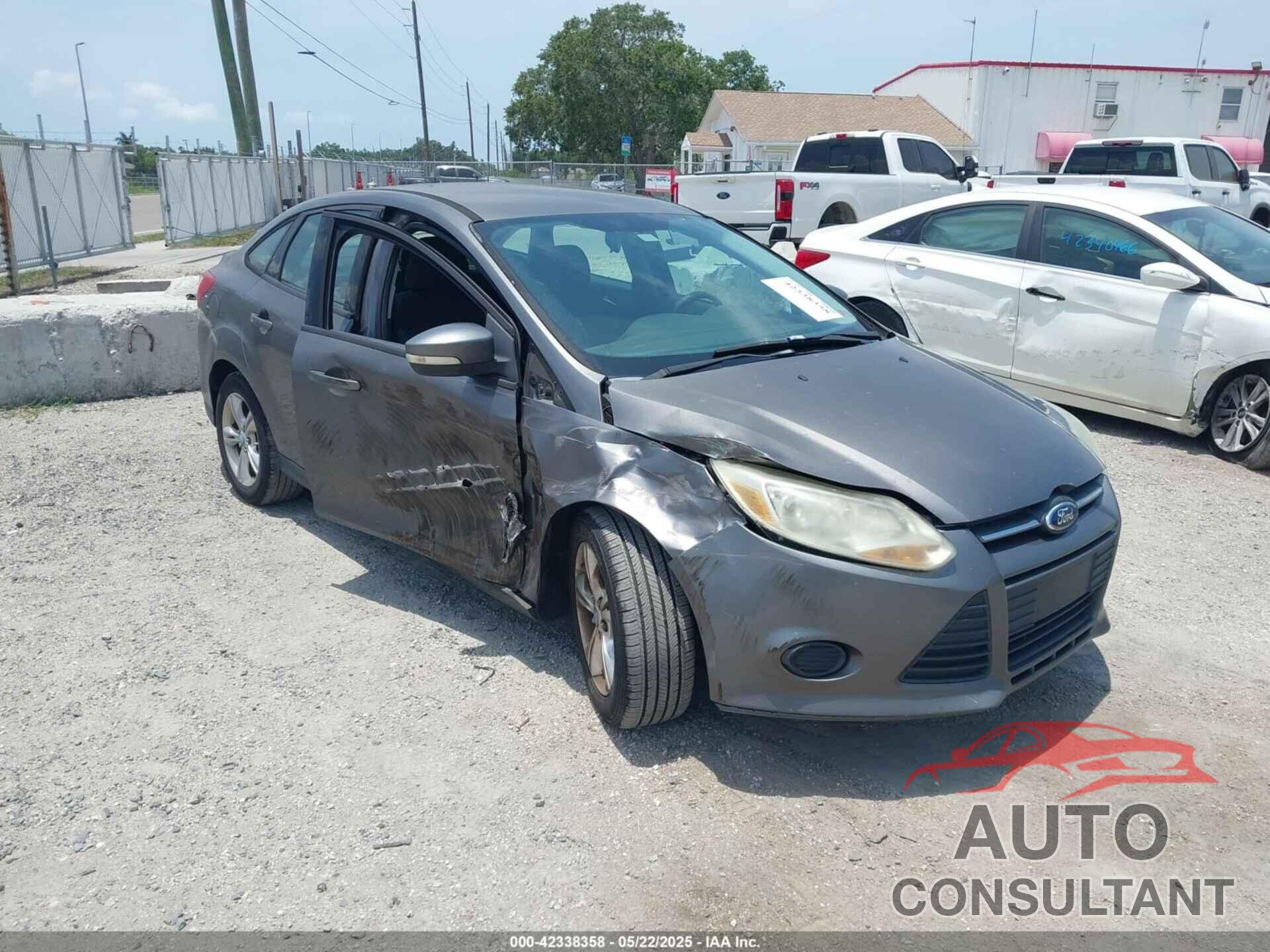 FORD FOCUS 2013 - 1FADP3F2XDL155799