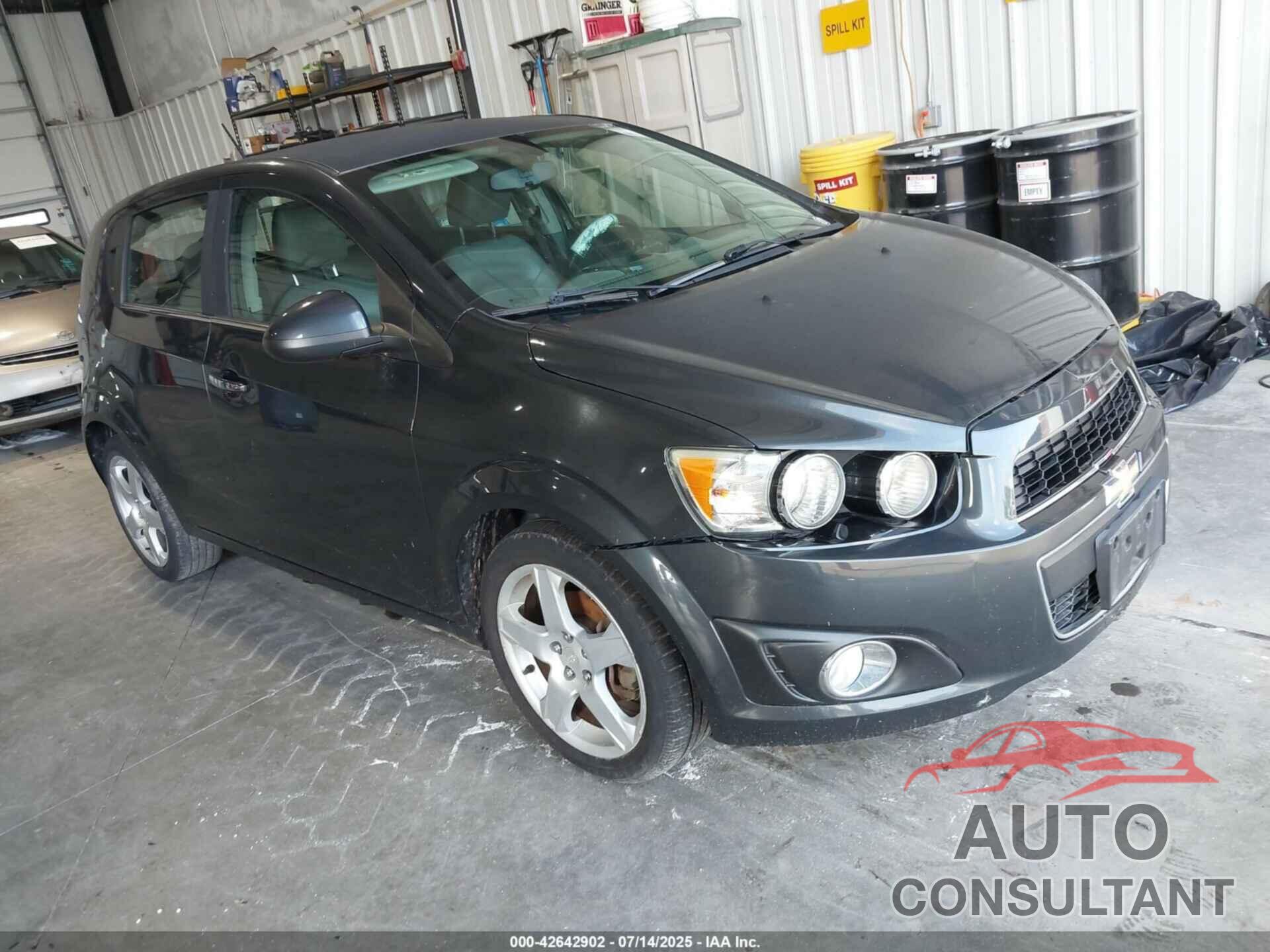 CHEVROLET SONIC 2015 - 1G1JE6SBXF4202880