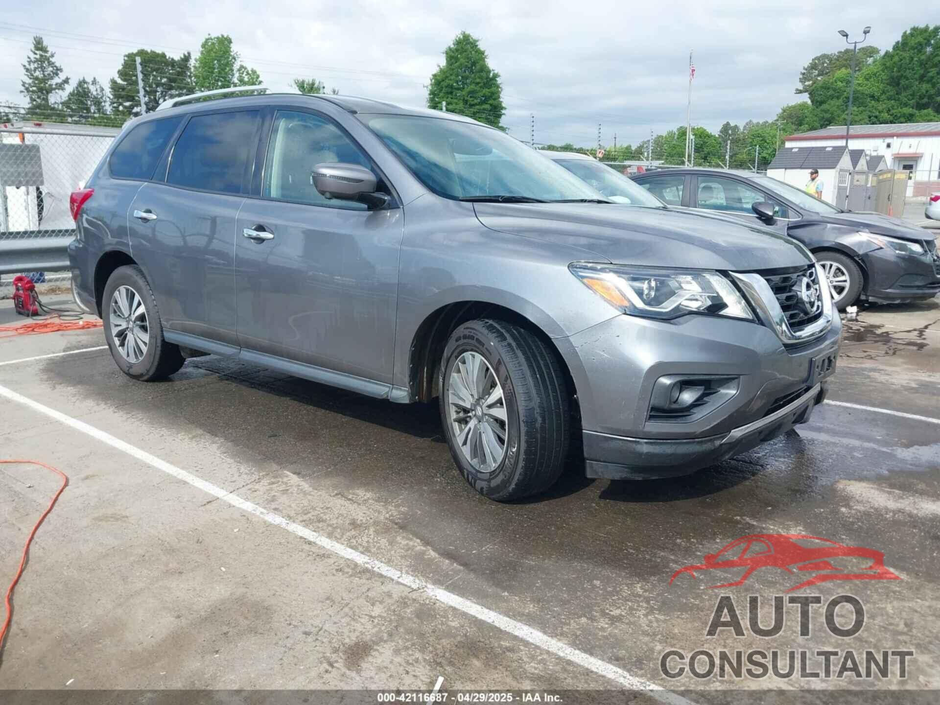 NISSAN PATHFINDER 2020 - 5N1DR2CM8LC612382