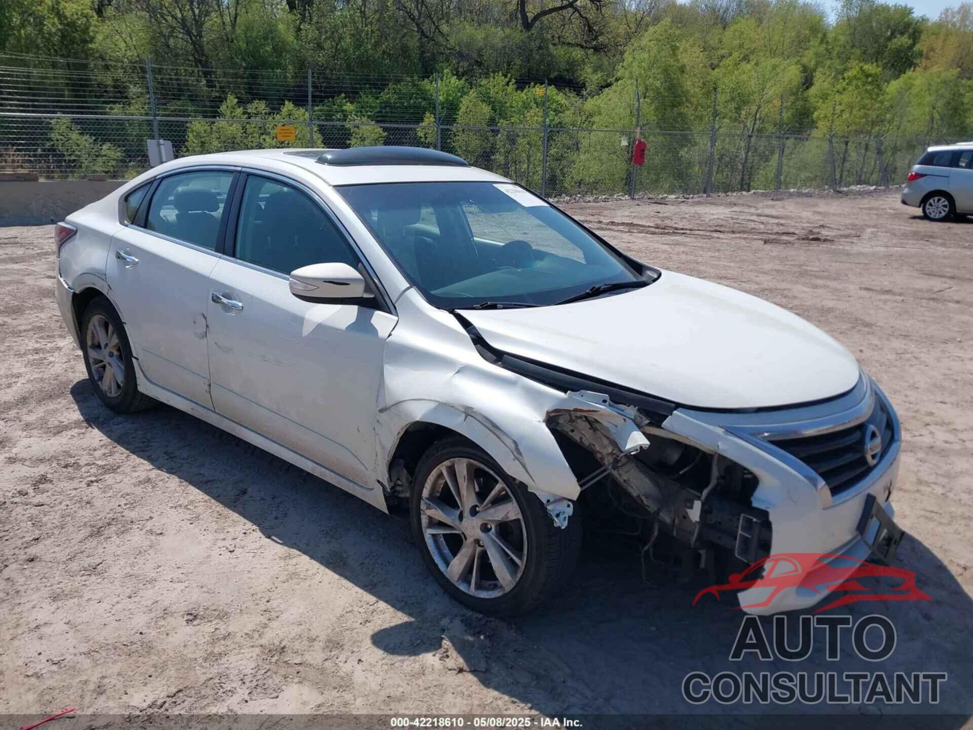 NISSAN ALTIMA 2014 - 1N4AL3AP5EC111079