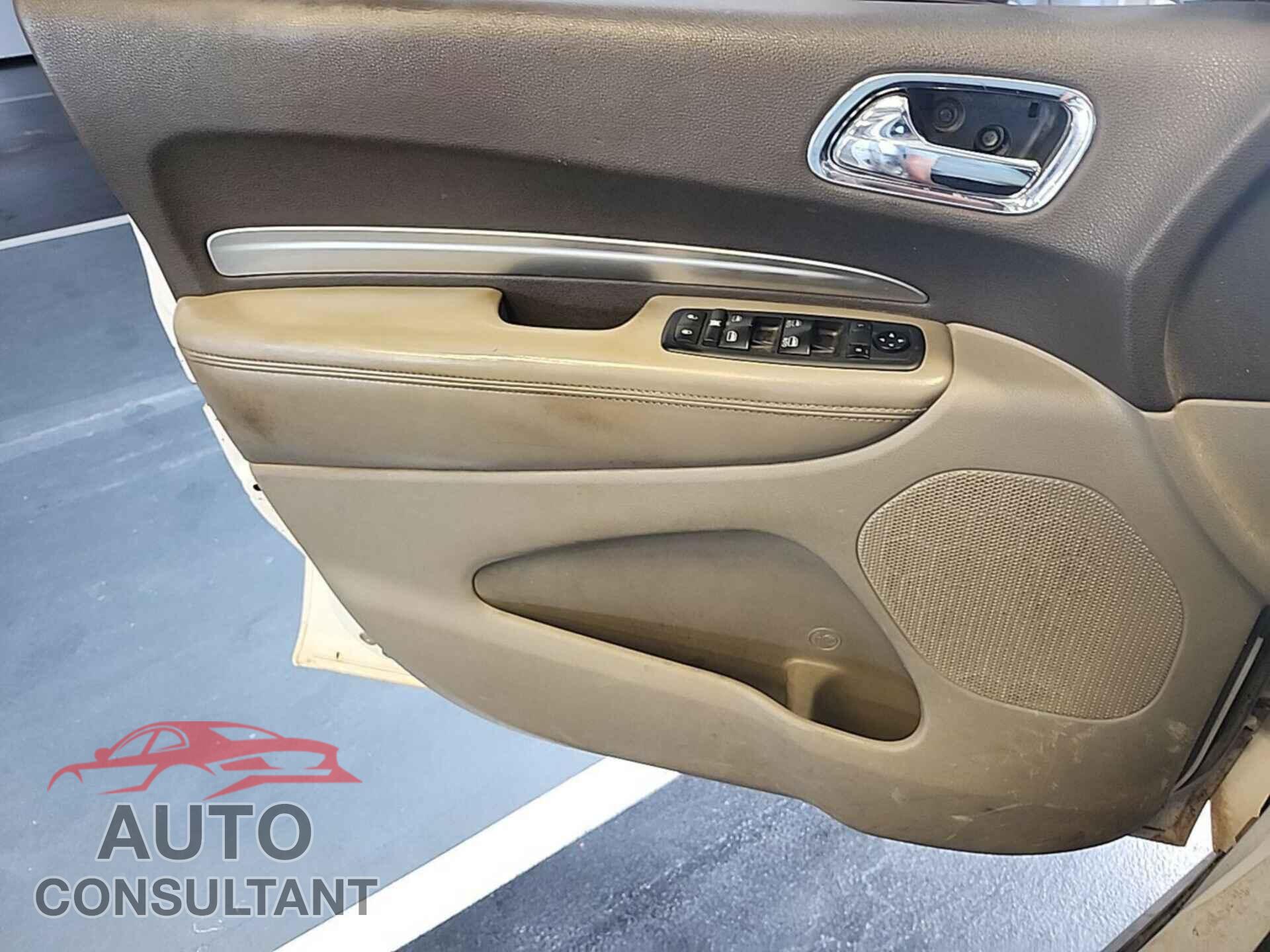 DODGE DURANGO 2013 - 1C4RDJAG8DC671689