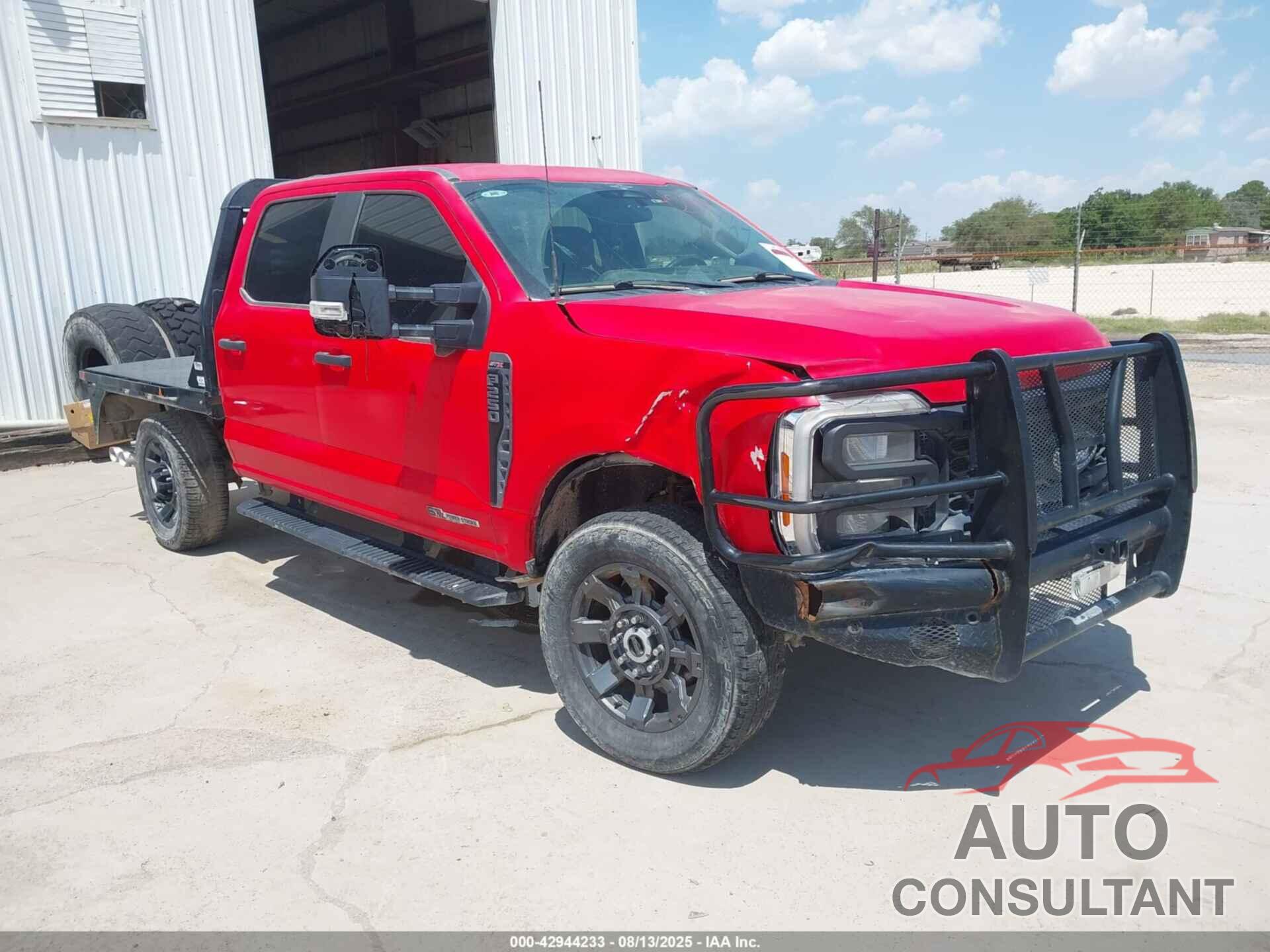 FORD F-250 2023 - 1FT8W2BT5PEE06356