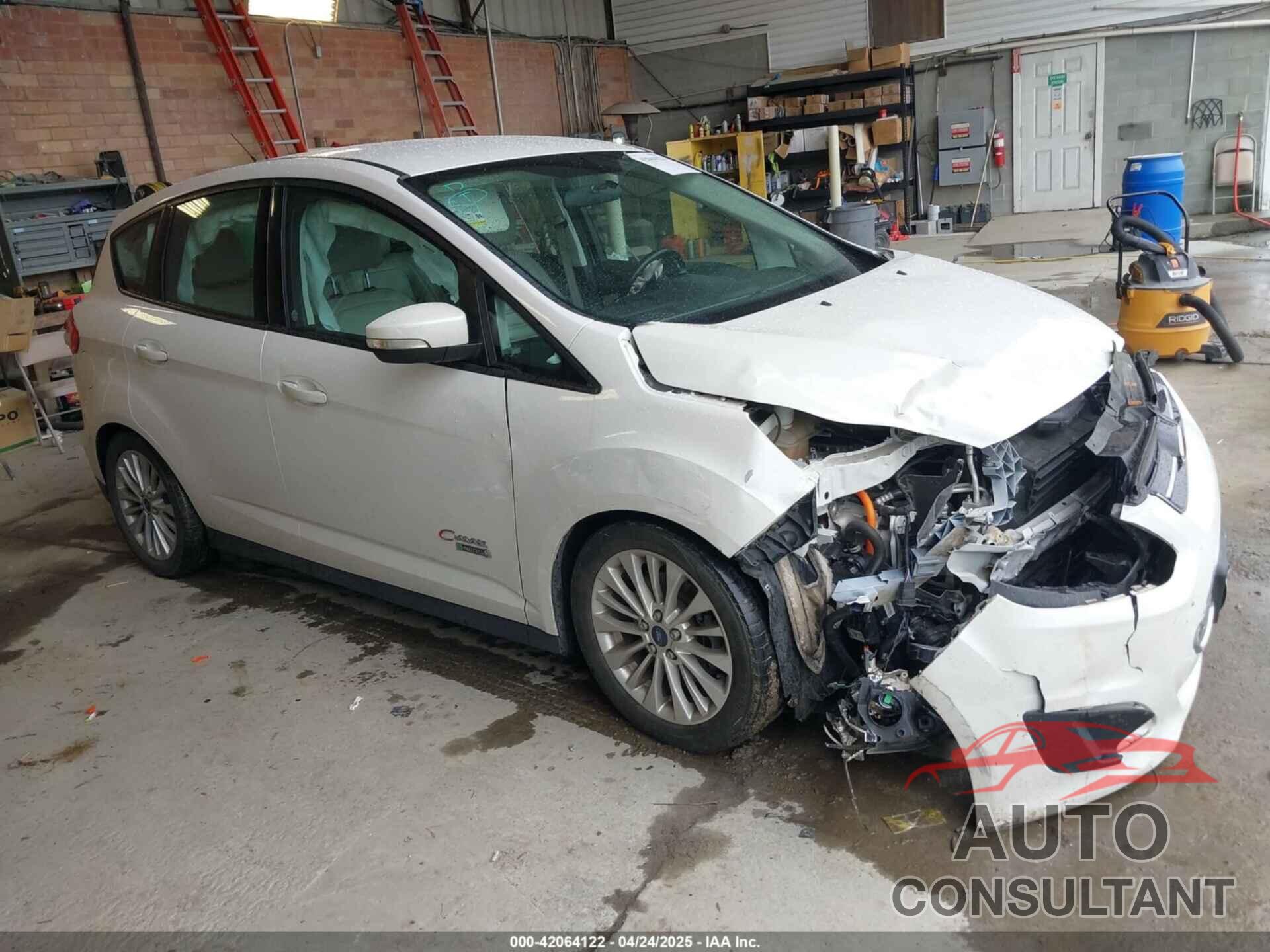FORD C-MAX ENERGI 2017 - 1FADP5EU2HL106844