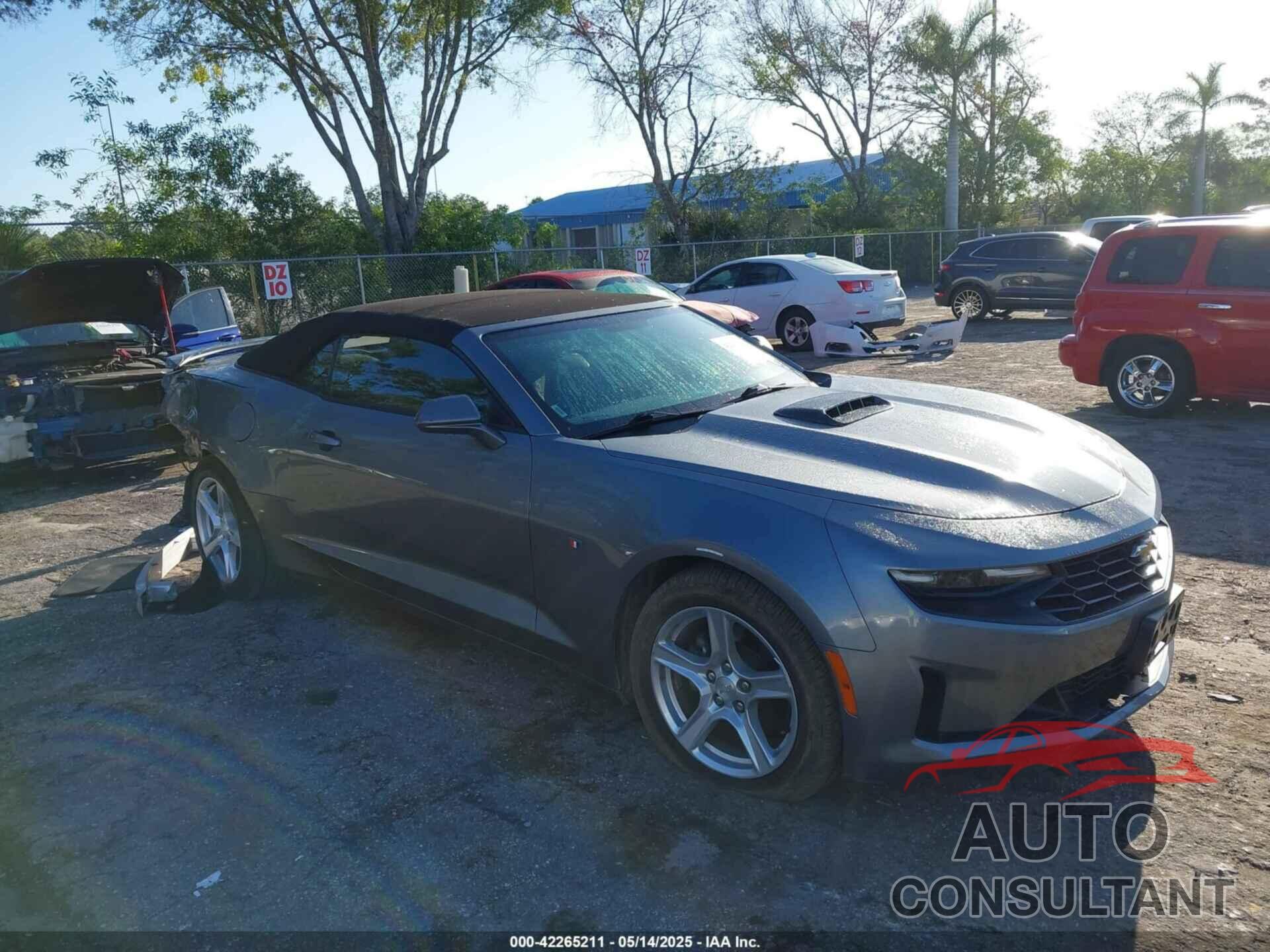 CHEVROLET CAMARO 2020 - 1G1FB3DXXL0105753