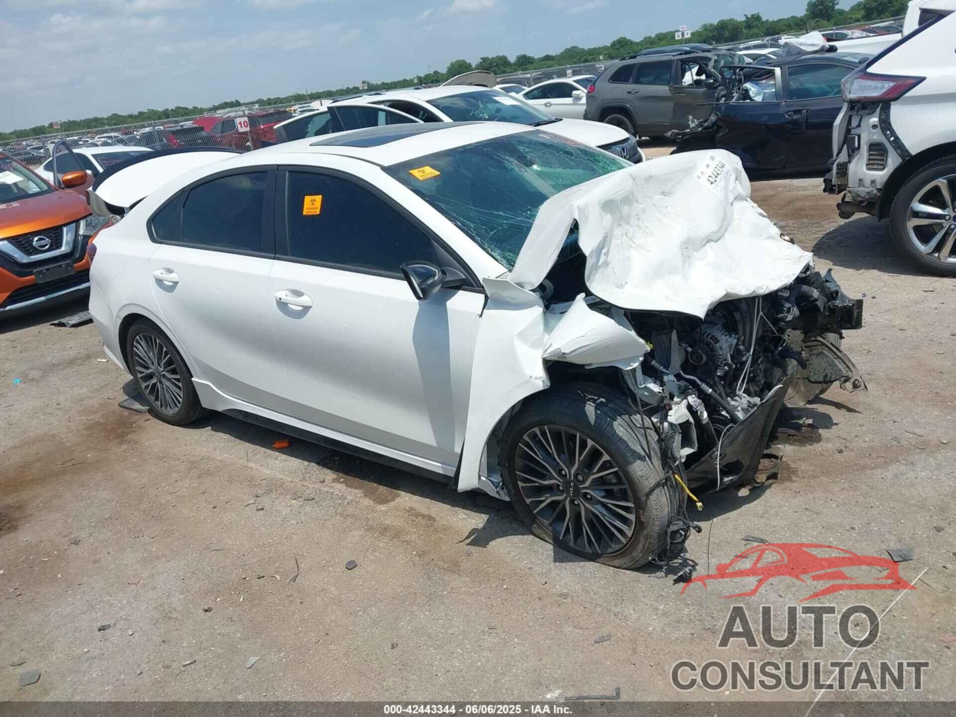 KIA FORTE 2024 - 3KPF54AD1RE751181