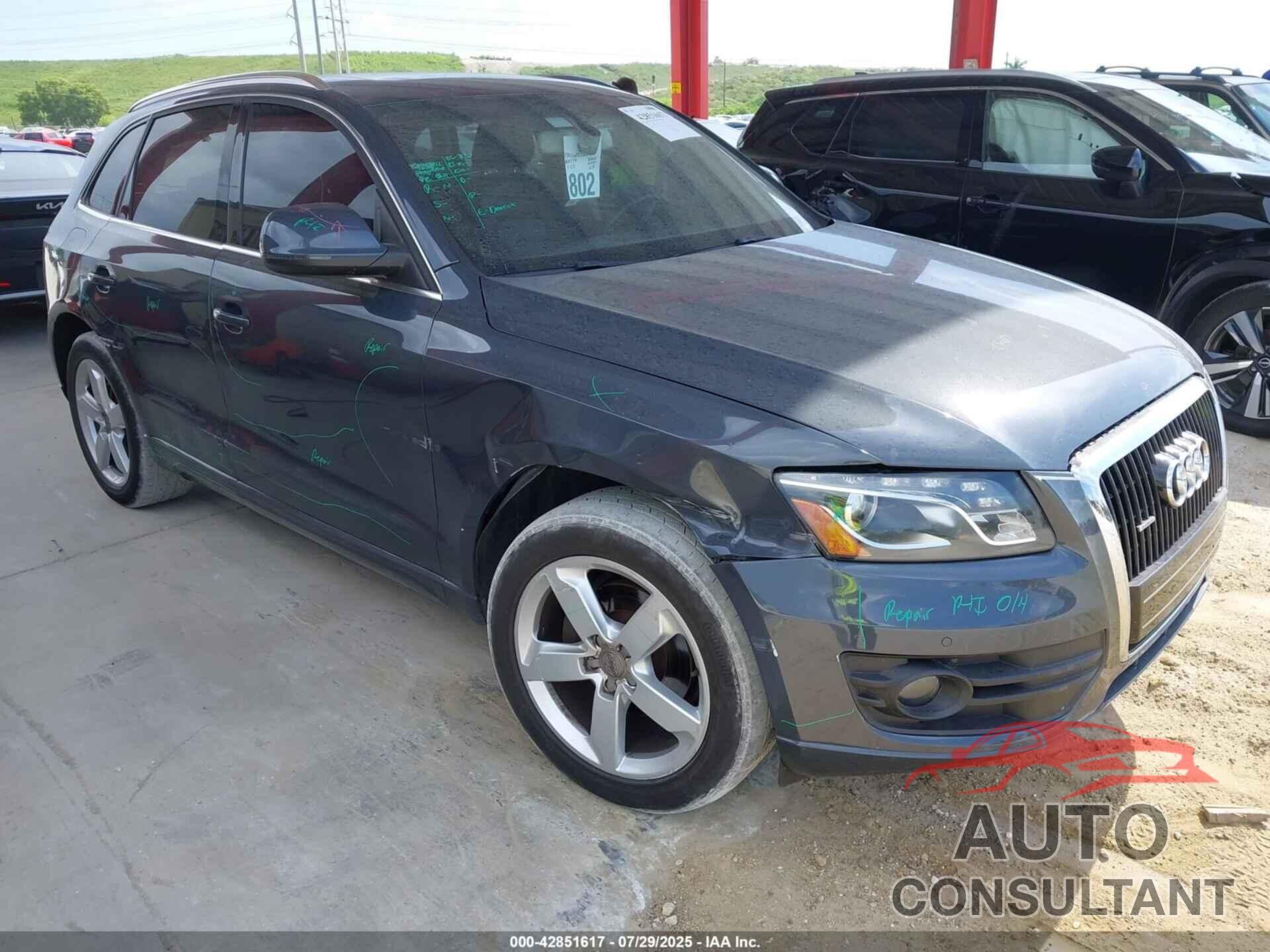 AUDI Q5 2010 - WA1LKAFP4AA017942