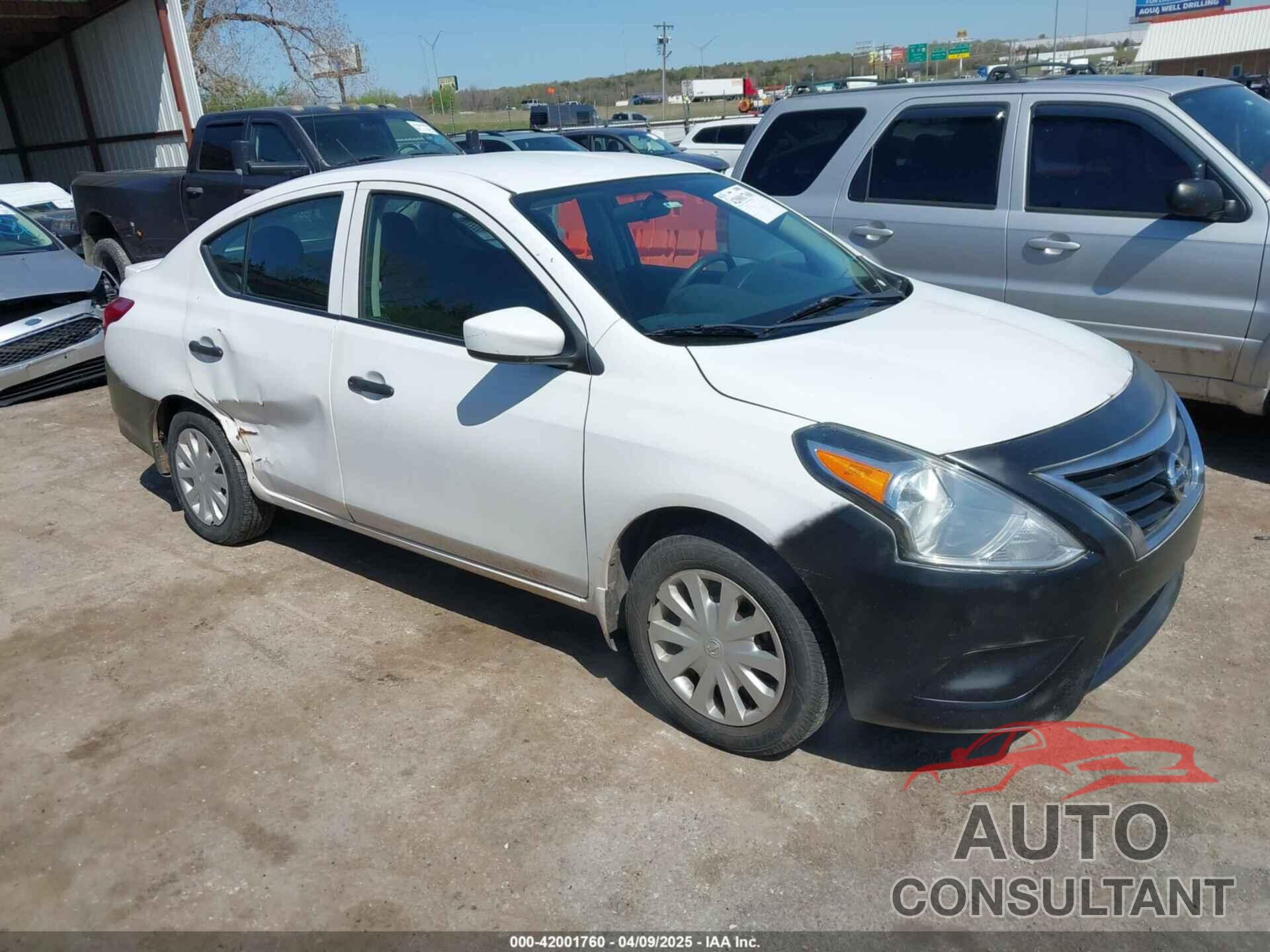NISSAN VERSA 2017 - 3N1CN7AP3HL839760