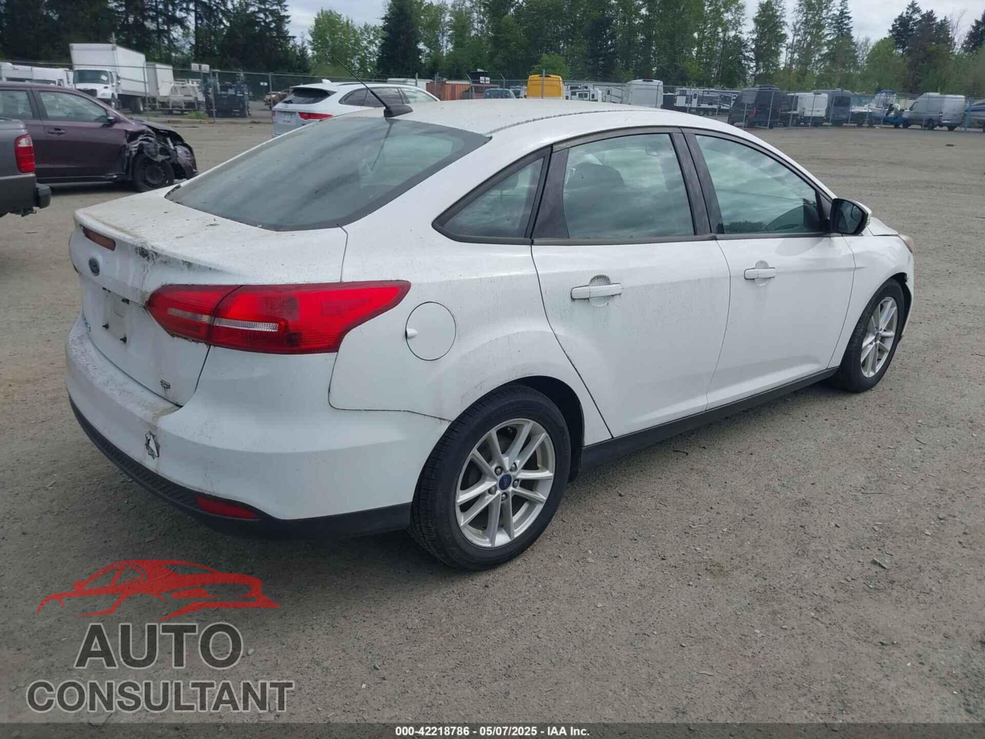 FORD FOCUS 2017 - 1FADP3F24HL267083