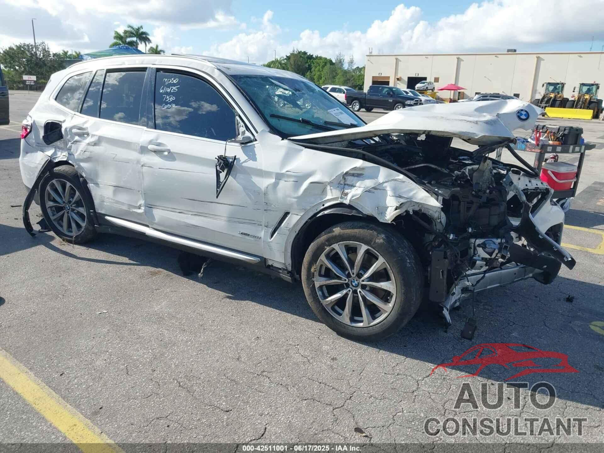 BMW X3 2018 - 5UXTR9C50JLC77330
