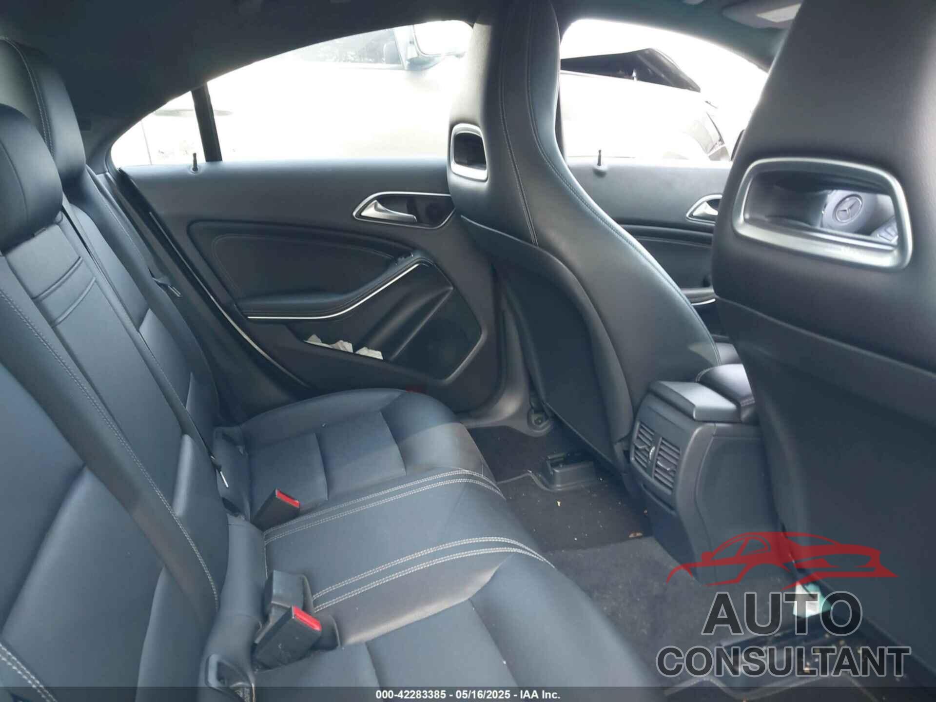 MERCEDES-BENZ CLA 250 2016 - WDDSJ4EBXGN317116