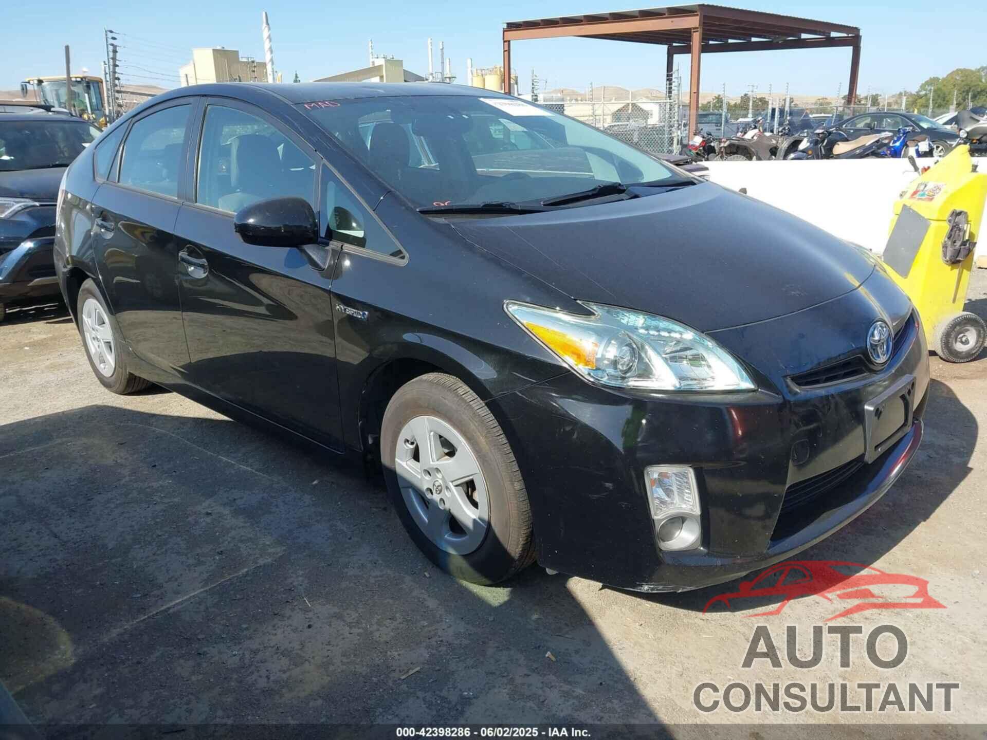 TOYOTA PRIUS 2011 - JTDKN3DU0B0302870