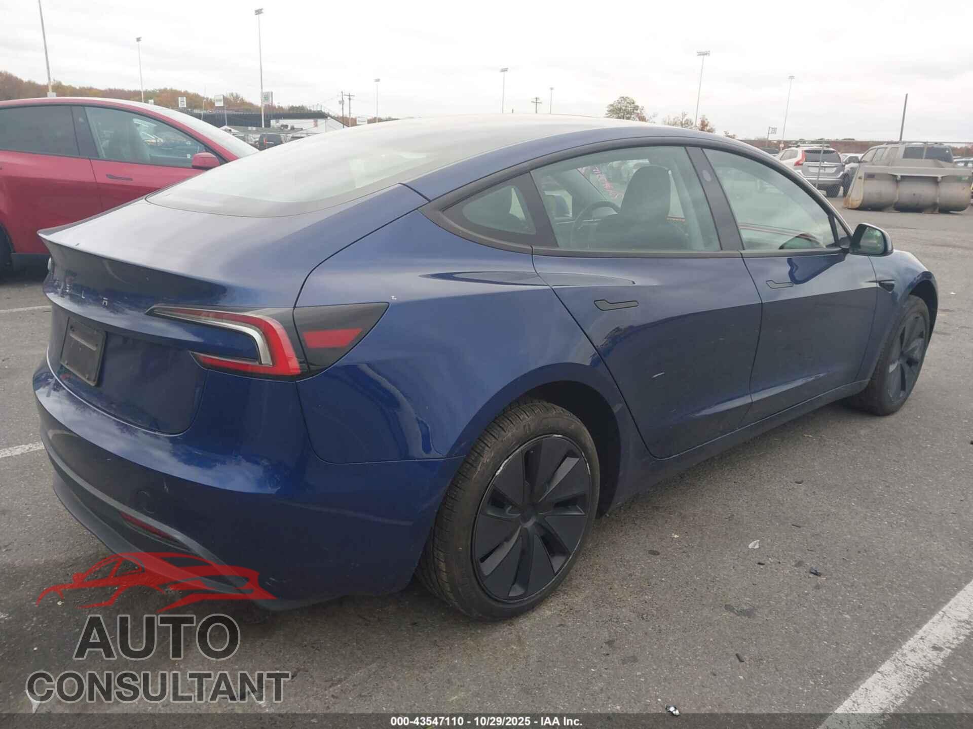 TESLA MODEL 3 2024 - 5YJ3E1EA1RF722467