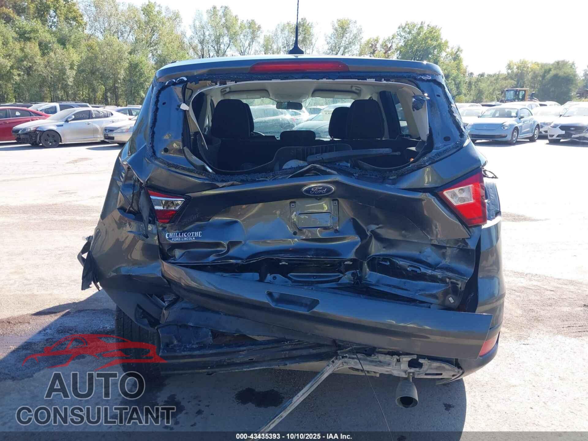 FORD ESCAPE 2019 - 1FMCU9GD6KUA45756