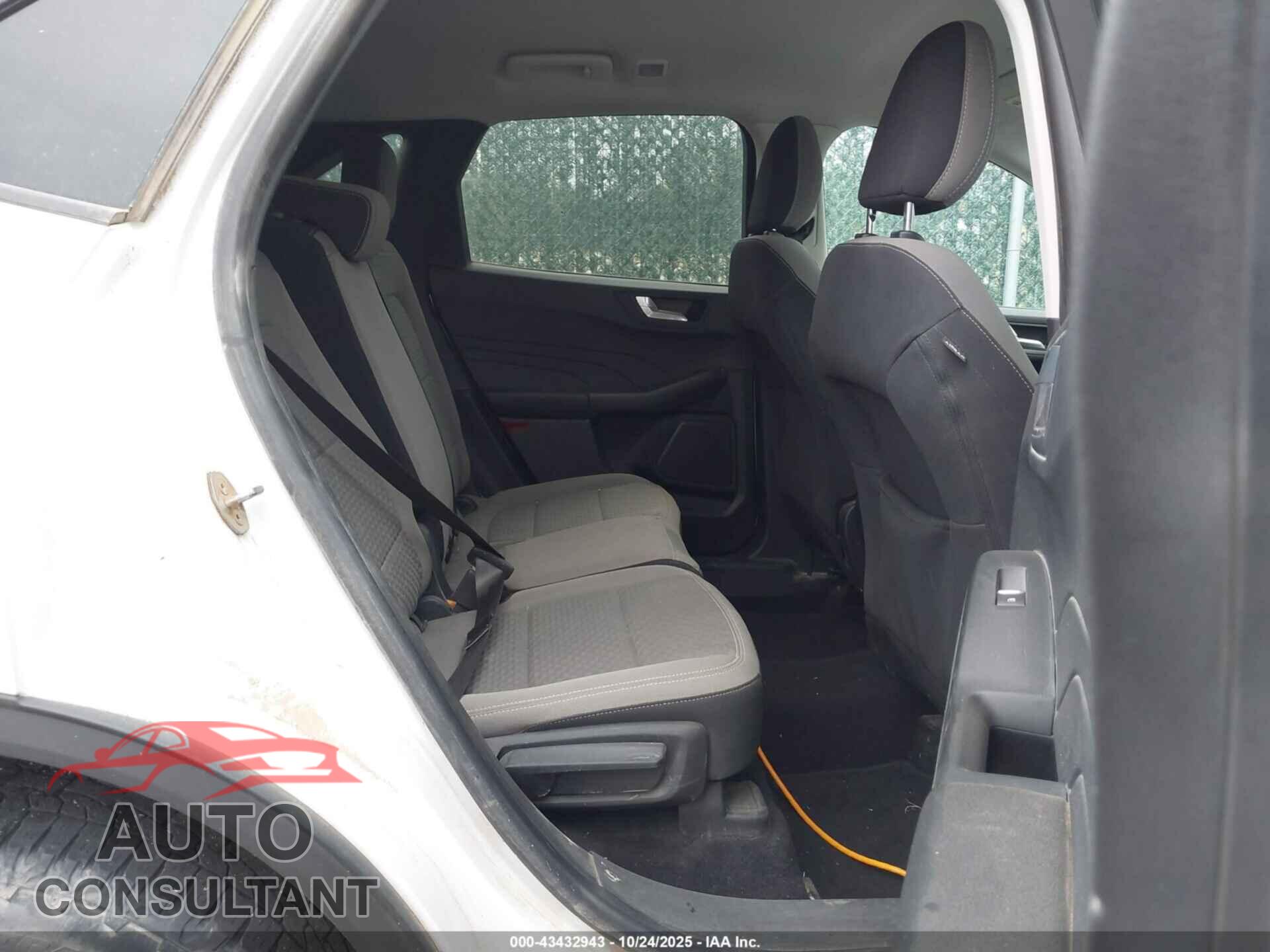 FORD ESCAPE 2021 - 1FMCU9G64MUB21530
