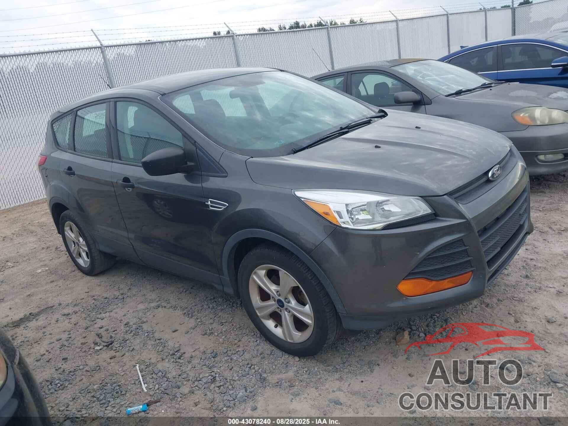 FORD ESCAPE 2016 - 1FMCU0F7XGUB30257
