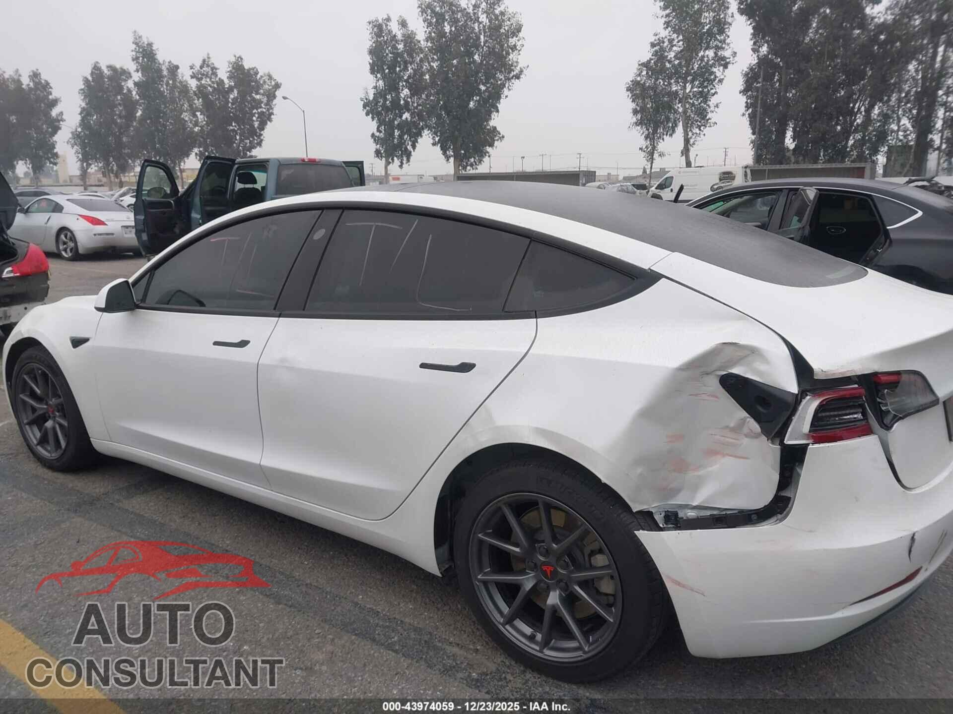 TESLA MODEL 3 2023 - 5YJ3E1EA2PF516779