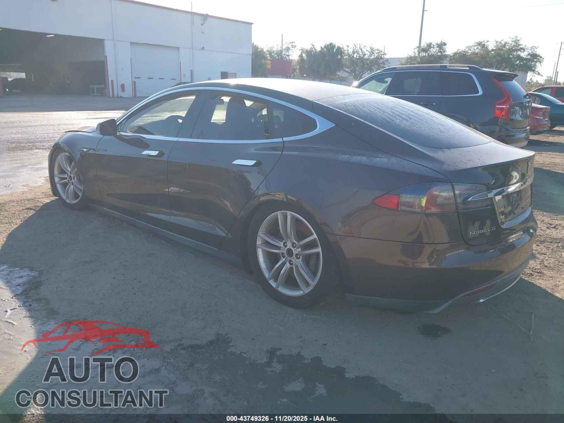 TESLA MODEL S 2012 - 5YJSA1CN2CFP01499