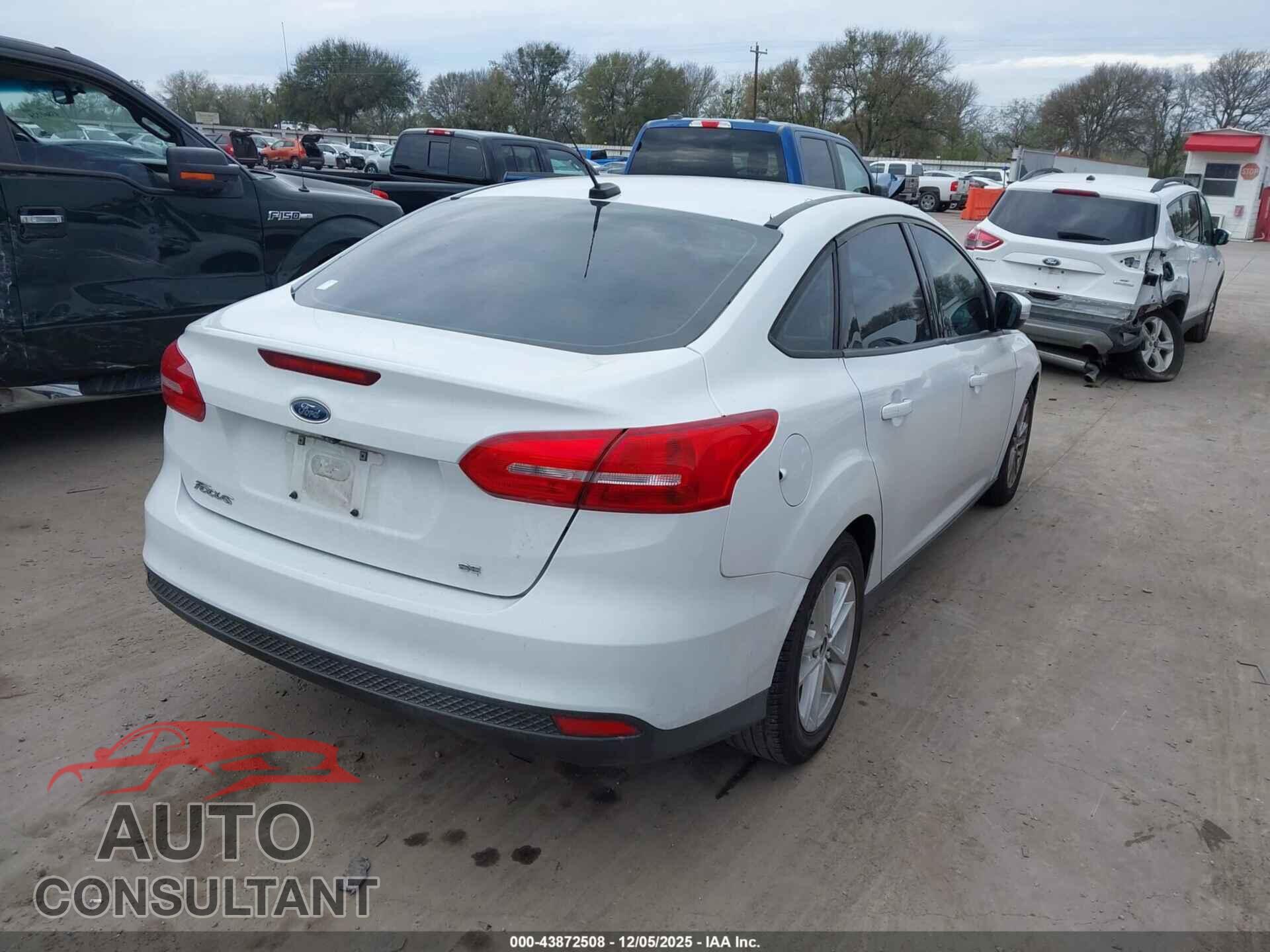 FORD FOCUS 2017 - 1FADP3F25HL249756