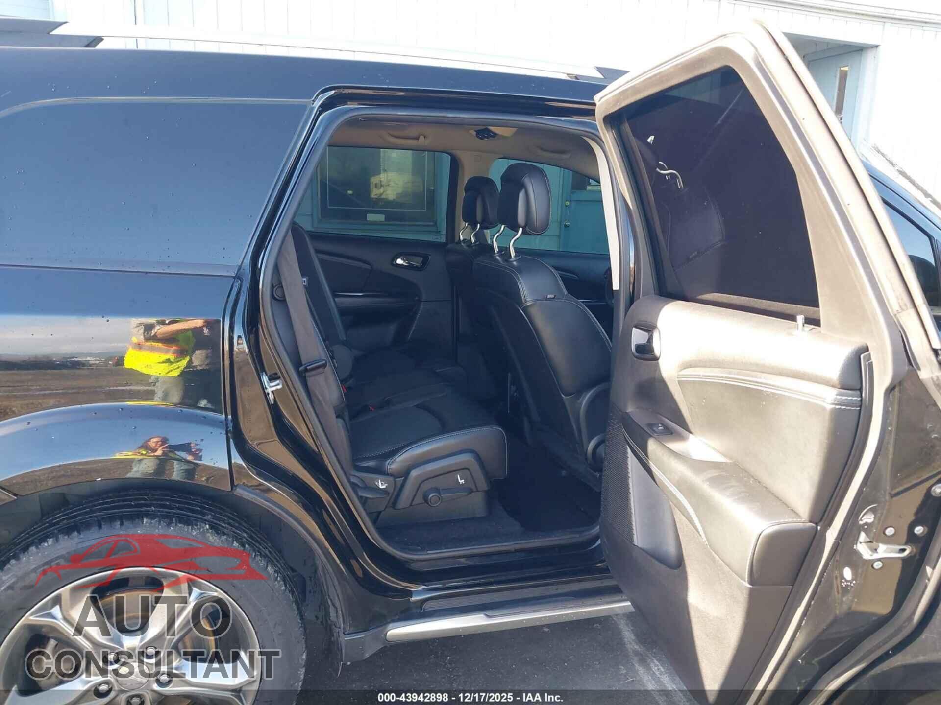 DODGE JOURNEY 2017 - 3C4PDDGG6HT553473
