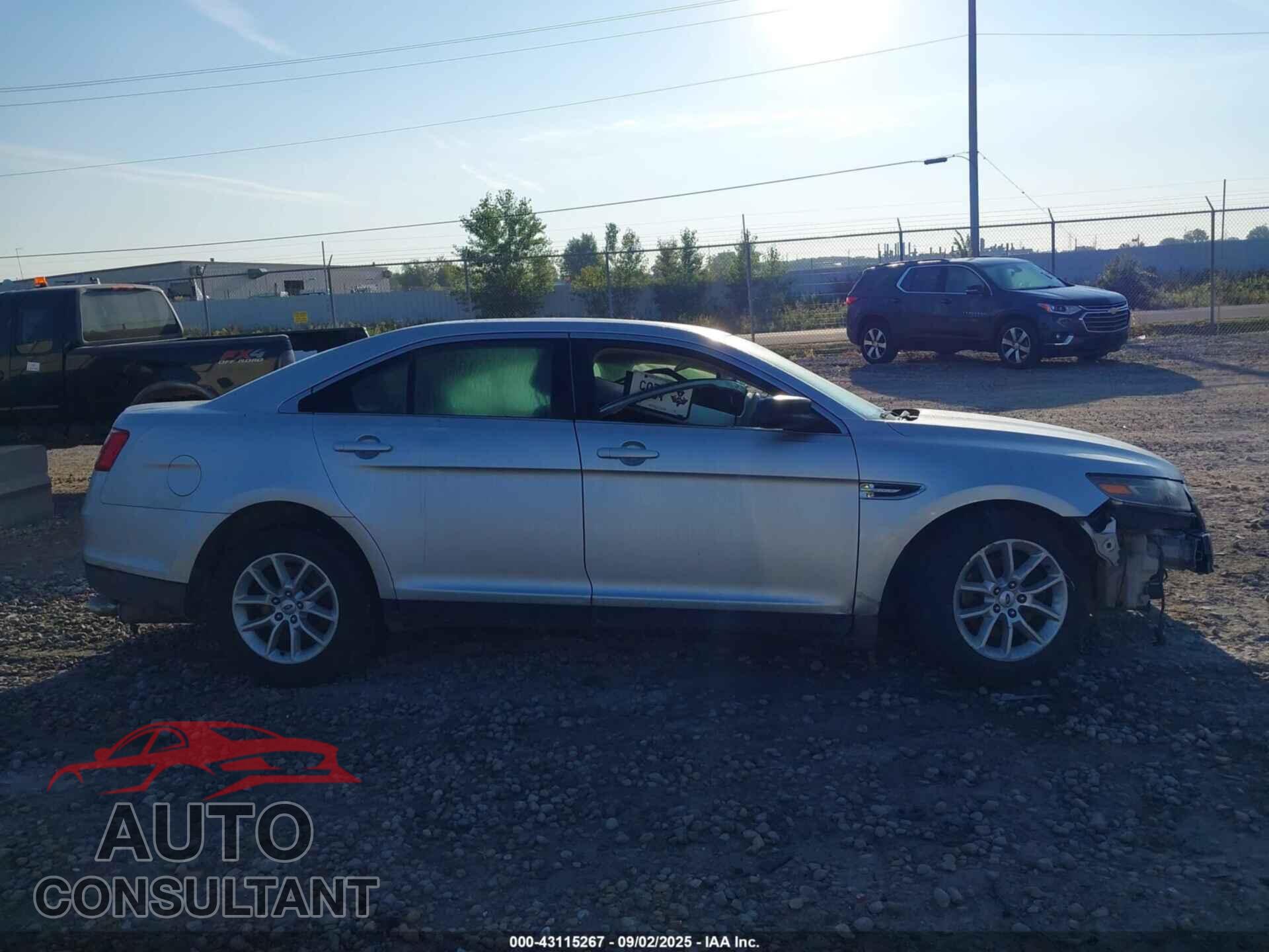 FORD TAURUS 2013 - 1FAHP2D80DG106557