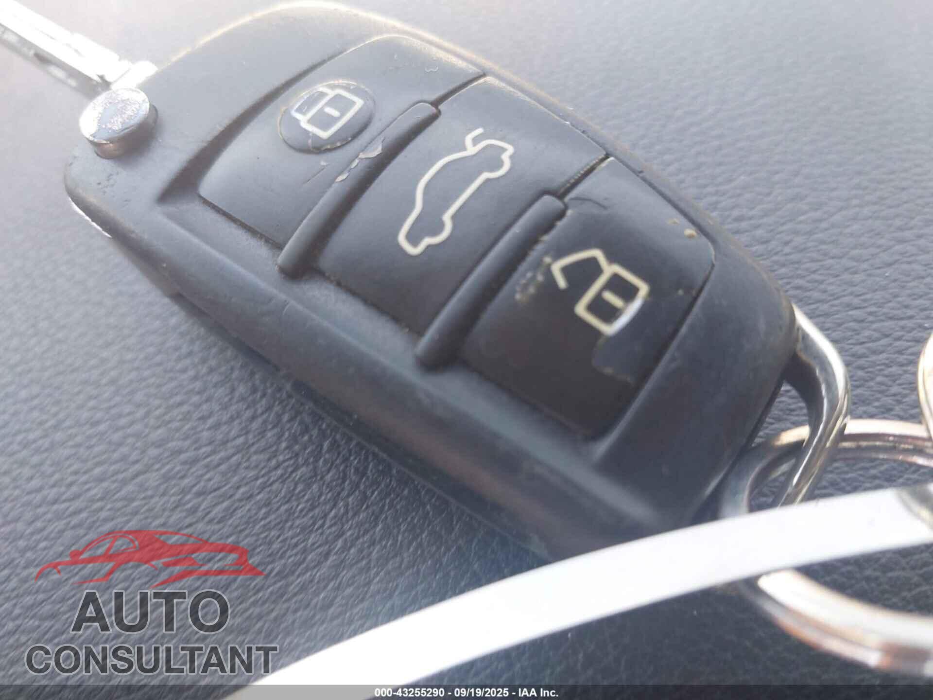 AUDI A3 2016 - WAUA7GFF7G1057737