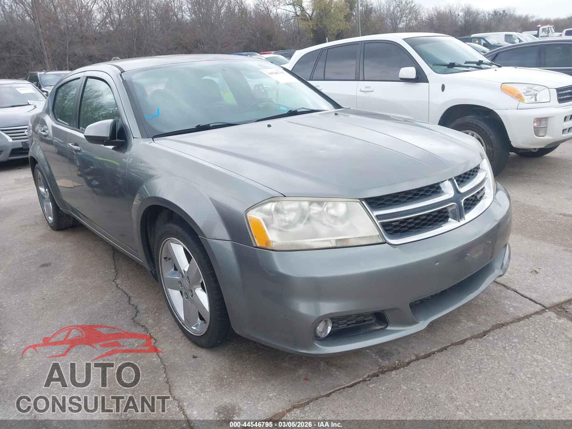 DODGE AVENGER 2011 - 1B3BD2FB5BN587305