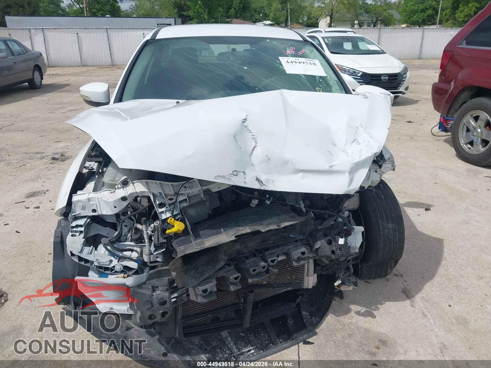 FORD FOCUS 2016 - 1FADP3F27GL310152