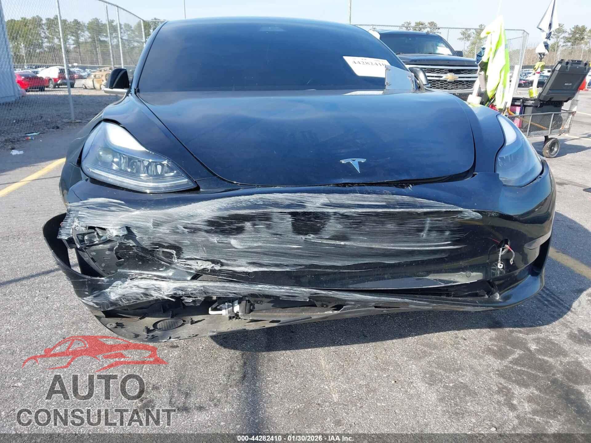 TESLA MODEL 3 2019 - 5YJ3E1EB3KF199192