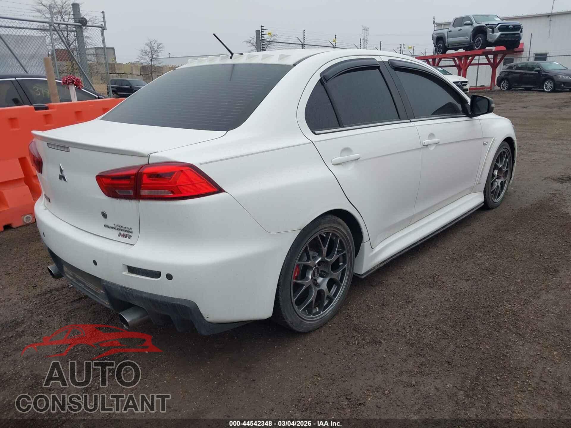 MITSUBISHI LANCER EVOLUTION 2015 - JA32W5FVXFU008646