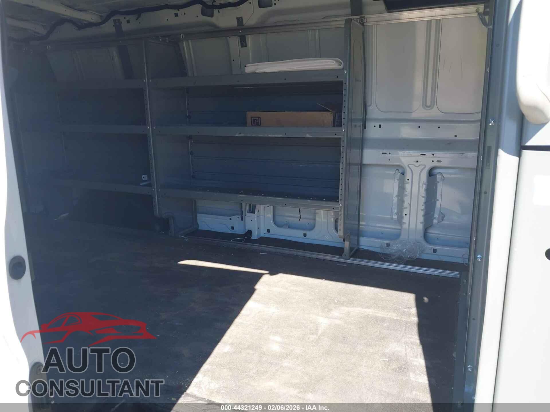 FORD TRANSIT-250 2019 - 1FTYR2YG6KKB83059
