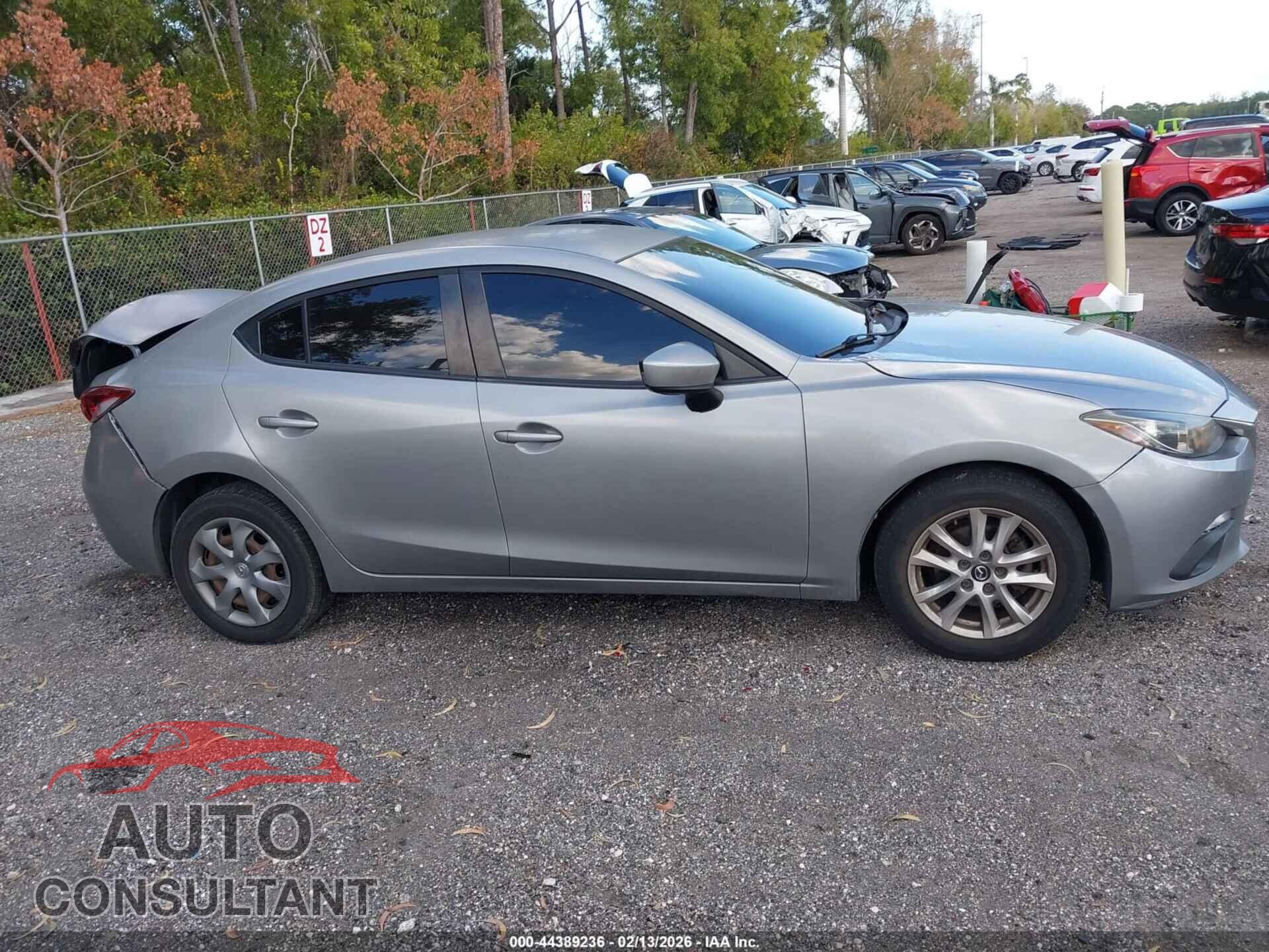 MAZDA MAZDA3 2015 - JM1BM1T73F1265171