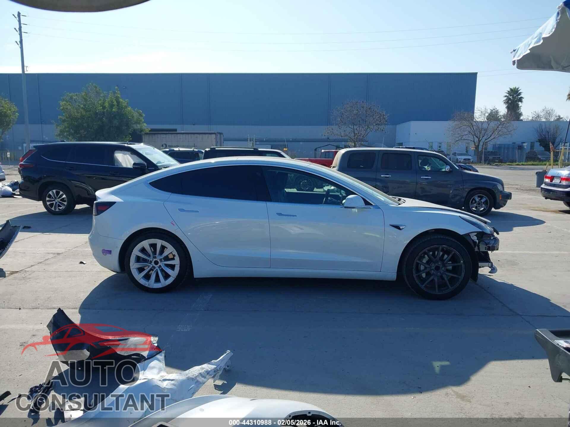 TESLA MODEL 3 2019 - 5YJ3E1EA5KF401604