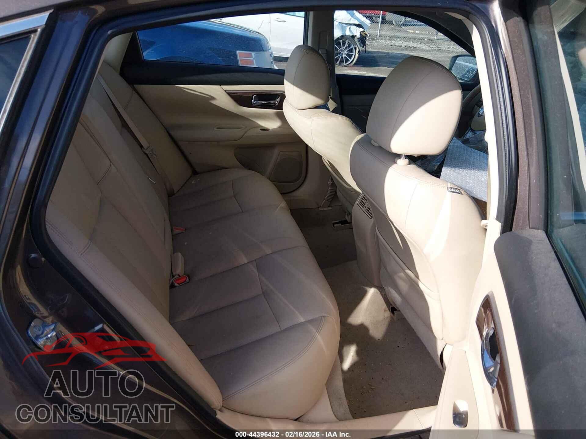 NISSAN ALTIMA 2014 - 1N4AL3AP8EC113876