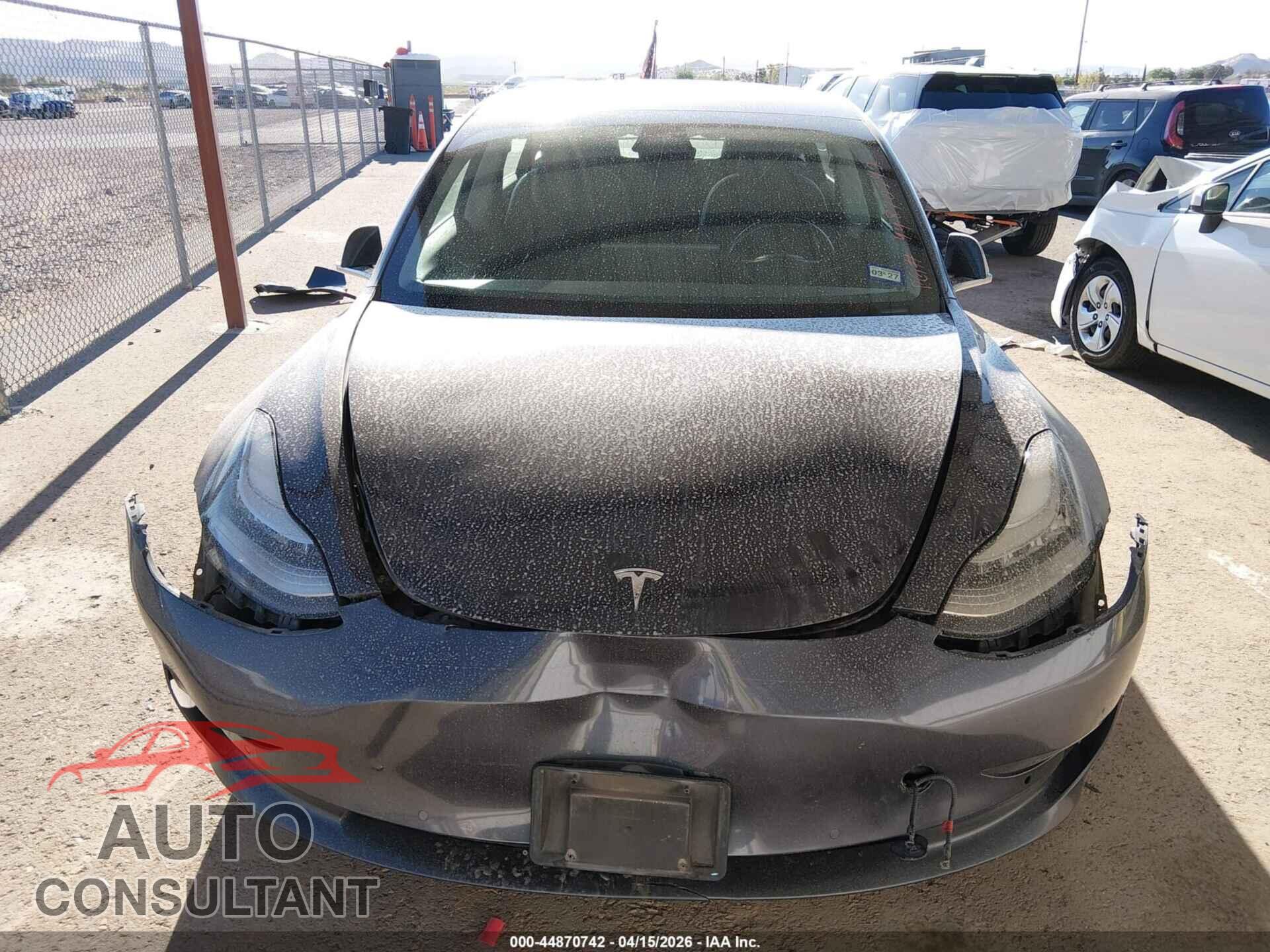 TESLA MODEL 3 2018 - 5YJ3E1EA5JF052720