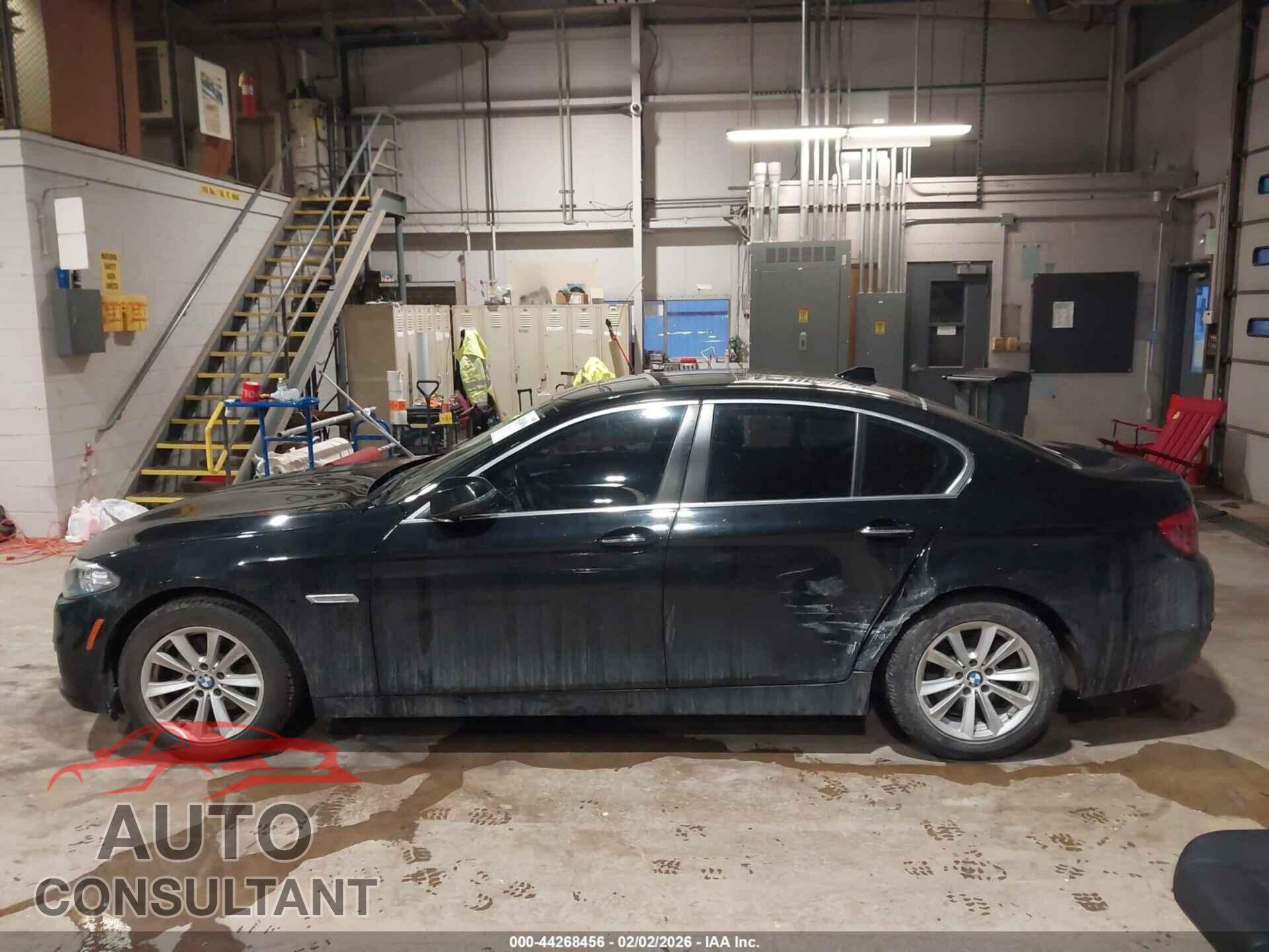BMW 528I 2015 - WBA5A7C58FD624713