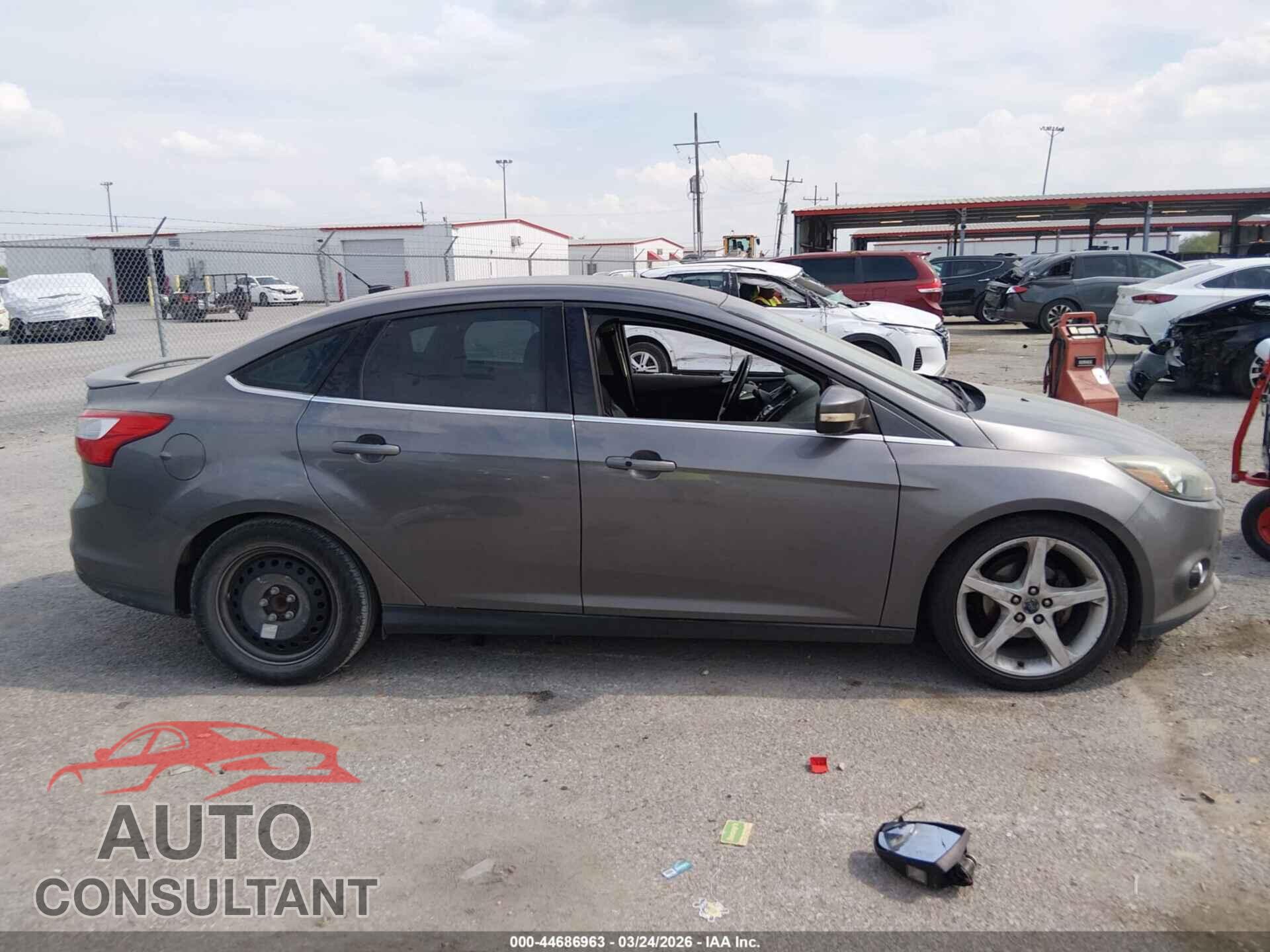 FORD FOCUS 2014 - 1FADP3J28EL463076
