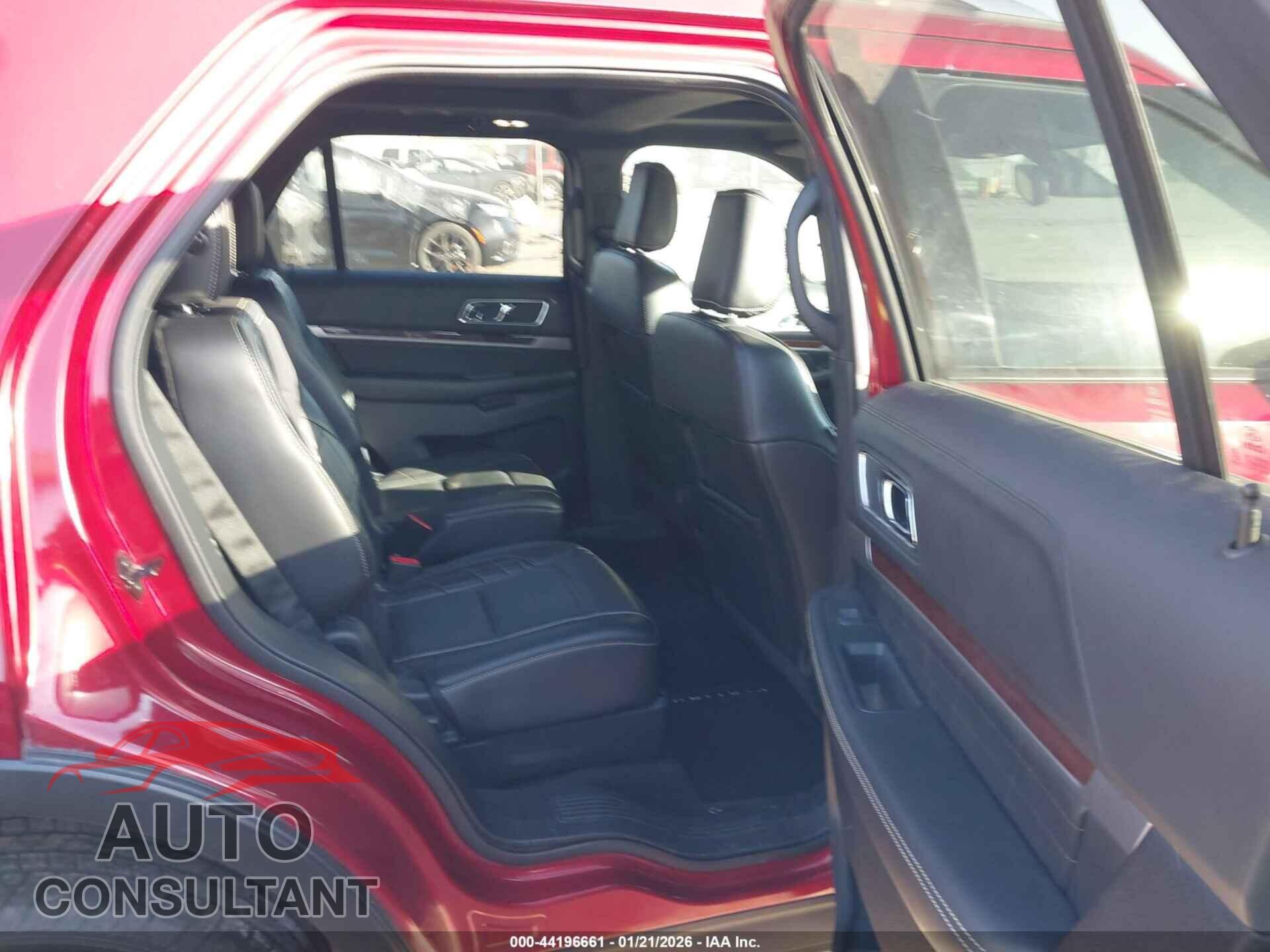FORD EXPLORER 2018 - 1FM5K8HTXJGB88527