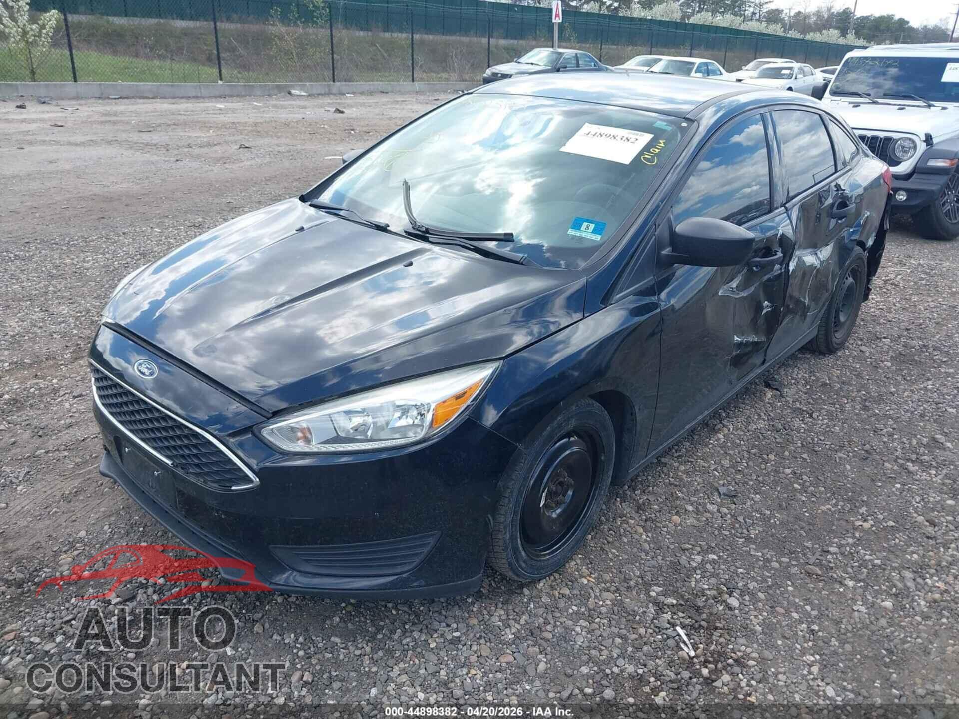 FORD FOCUS 2016 - 1FADP3E20GL279019