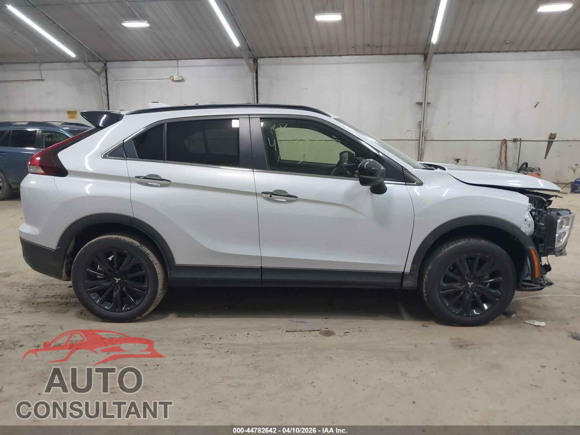 MITSUBISHI ECLIPSE CROSS 2025 - JA4ATWAA4SZ032240