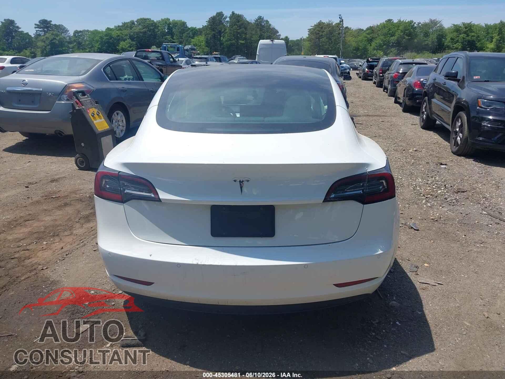 TESLA MODEL 3 2020 - 5YJ3E1EA7LF615592