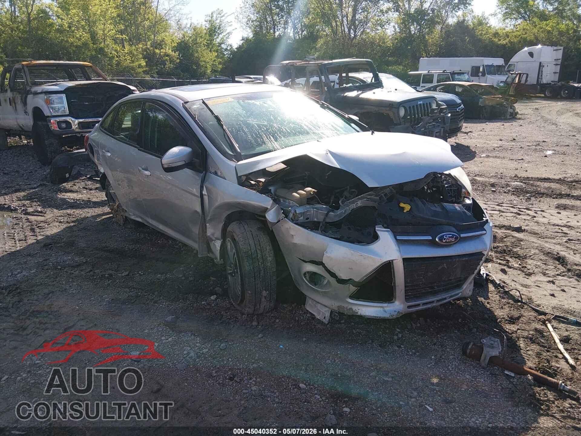 FORD FOCUS 2014 - 1FADP3F28EL200630