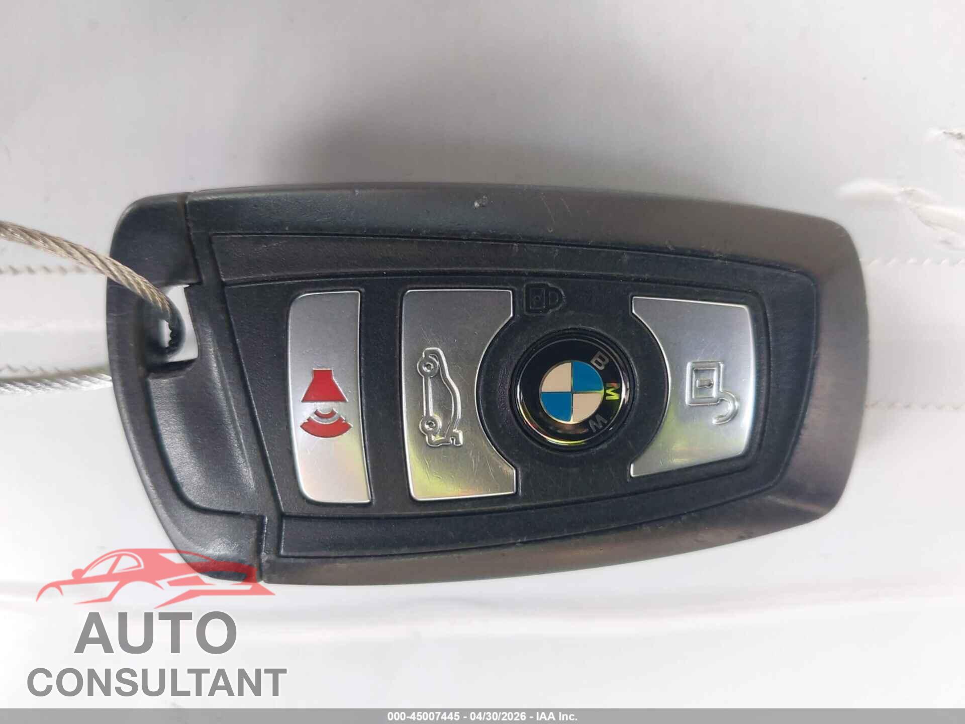 BMW 320I 2016 - WBA8E1G50GNU10044