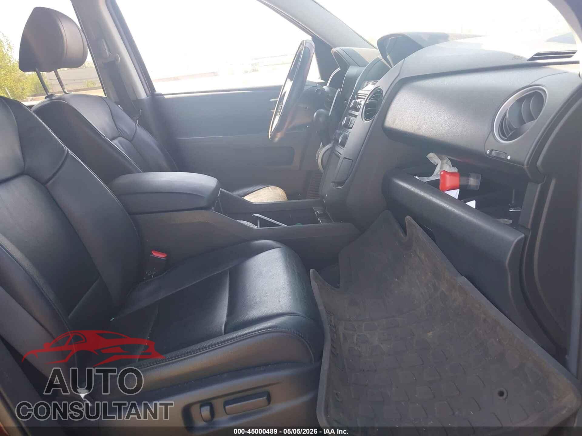 HONDA PILOT 2013 - 5FNYF4H52DB078201