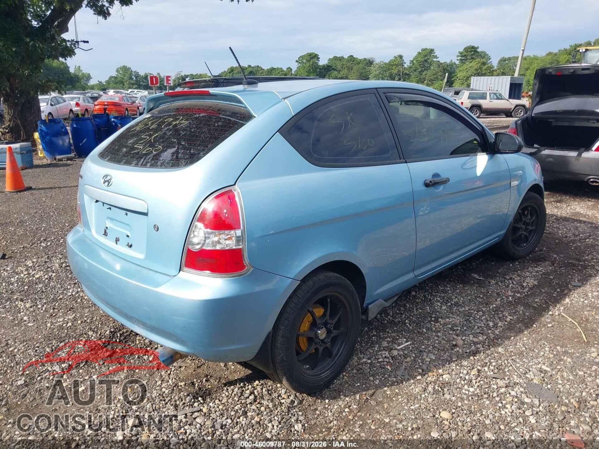 HYUNDAI ACCENT 2009 - KMHCM36C39U120543